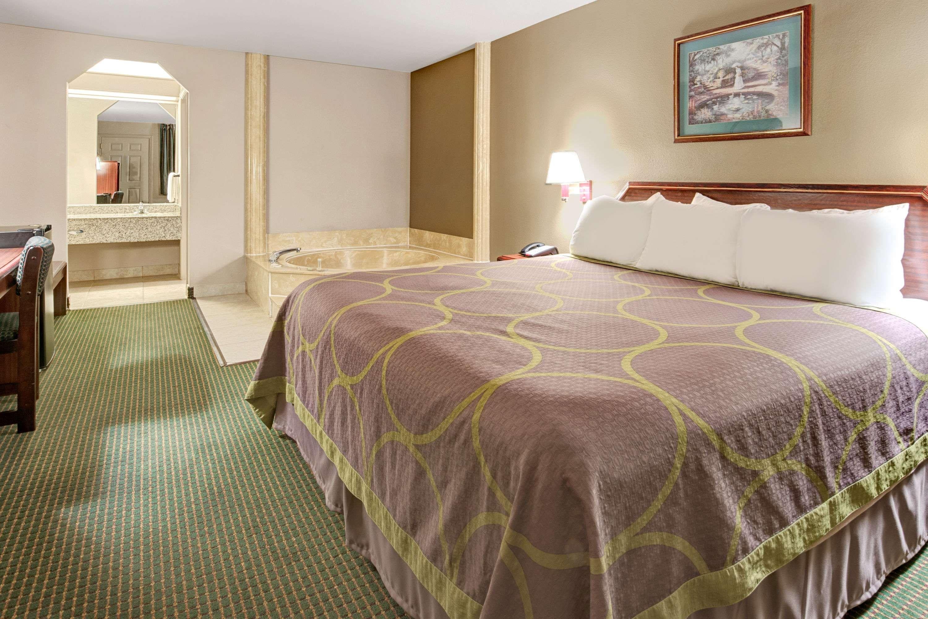 Suite King Bed Non Smoking