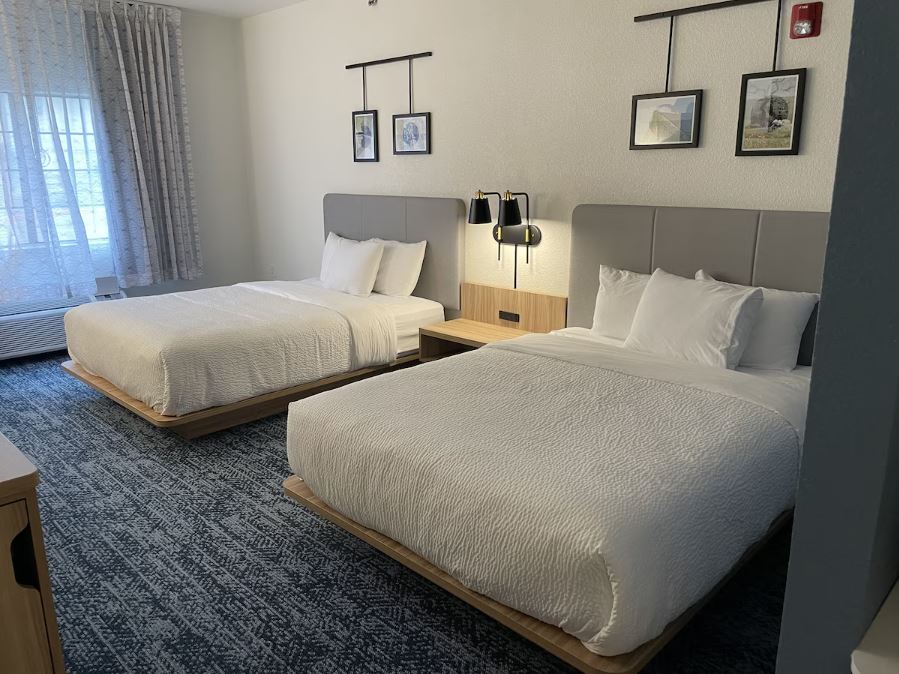 Double Two Queen Beds Non Smoking