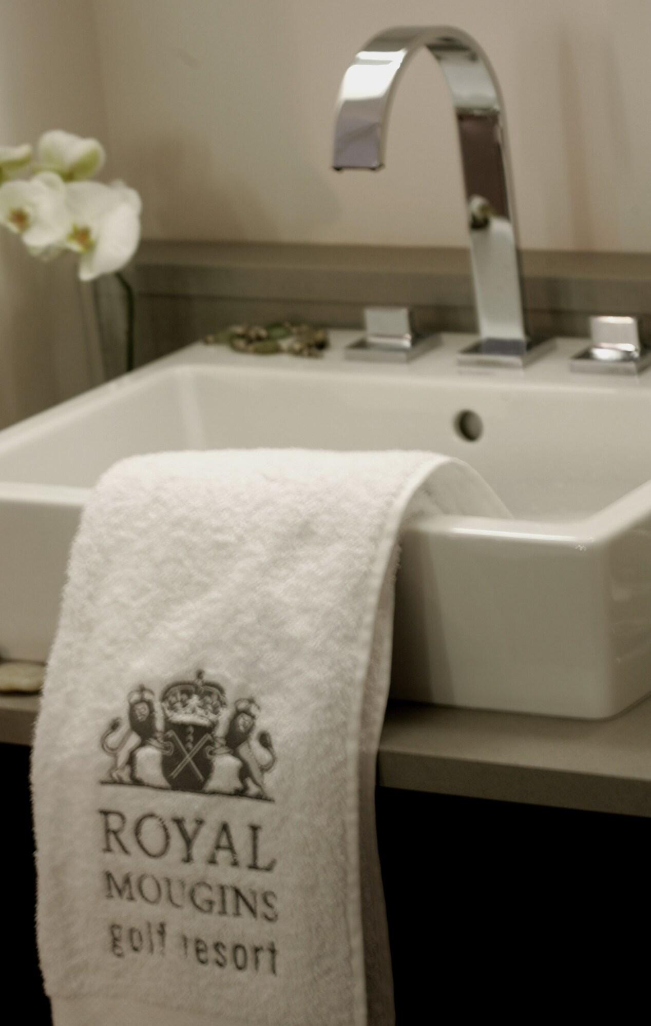 Suite Deluxe King Bed