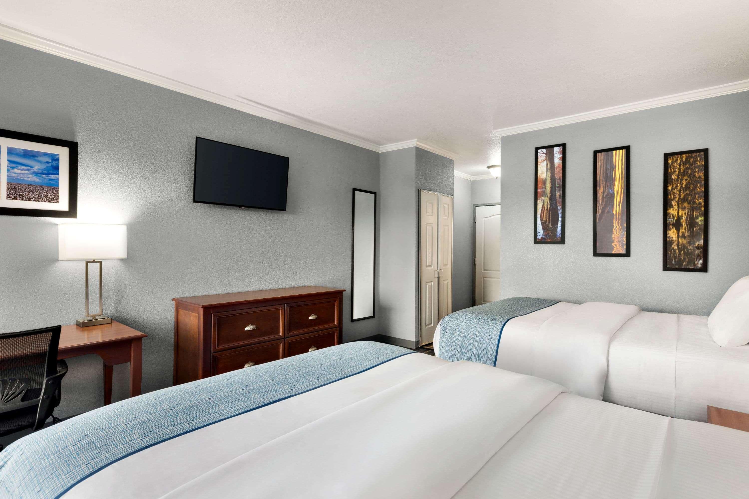 Family Room Two Queen Beds Non Smoking