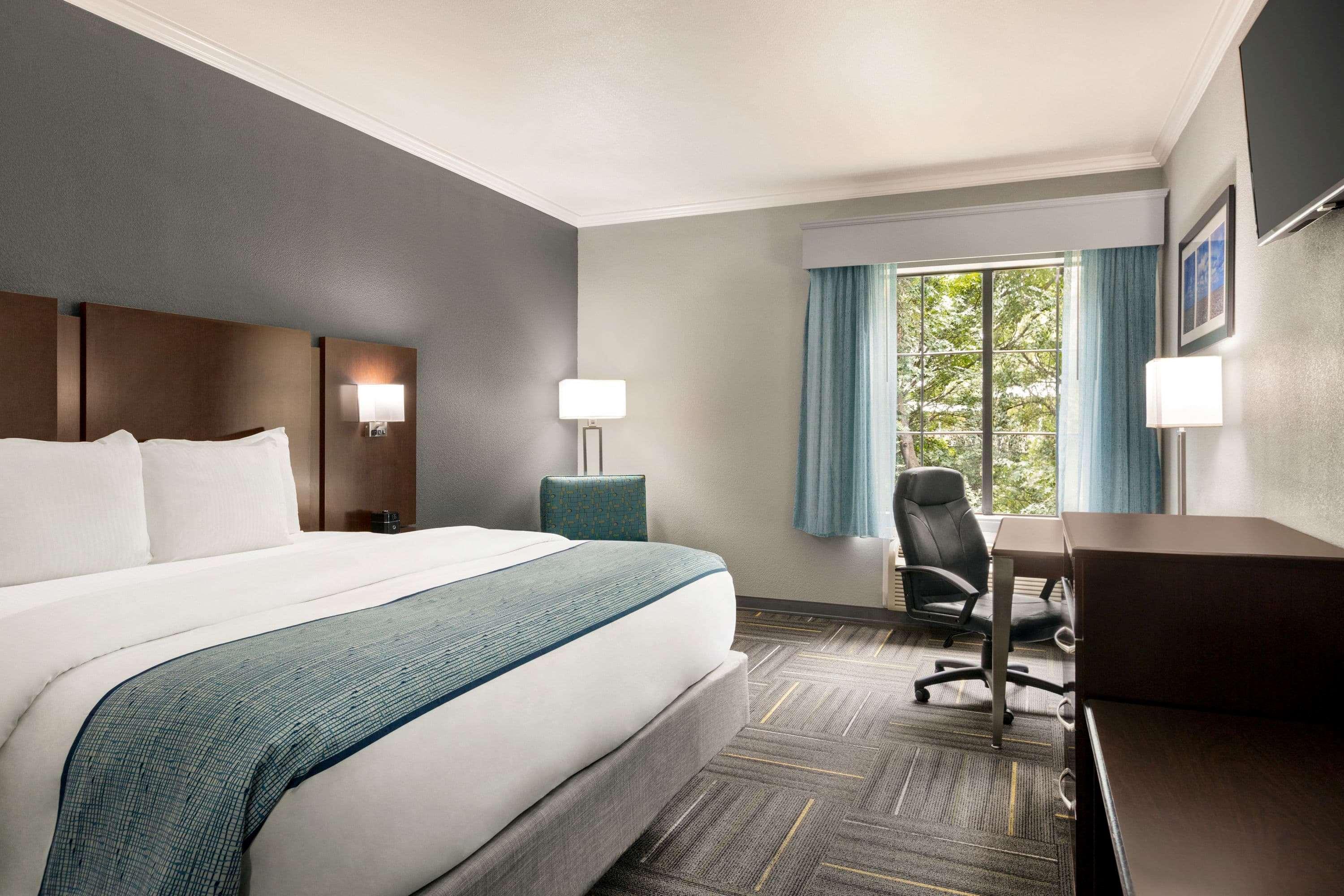 Double Executive King Bed