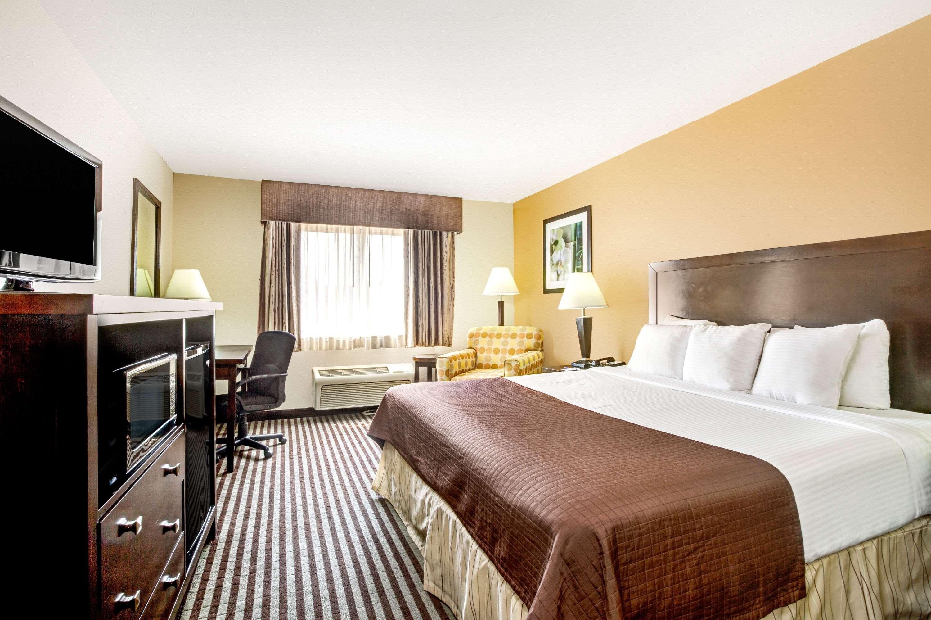 Junior Suite King Bed Non Smoking