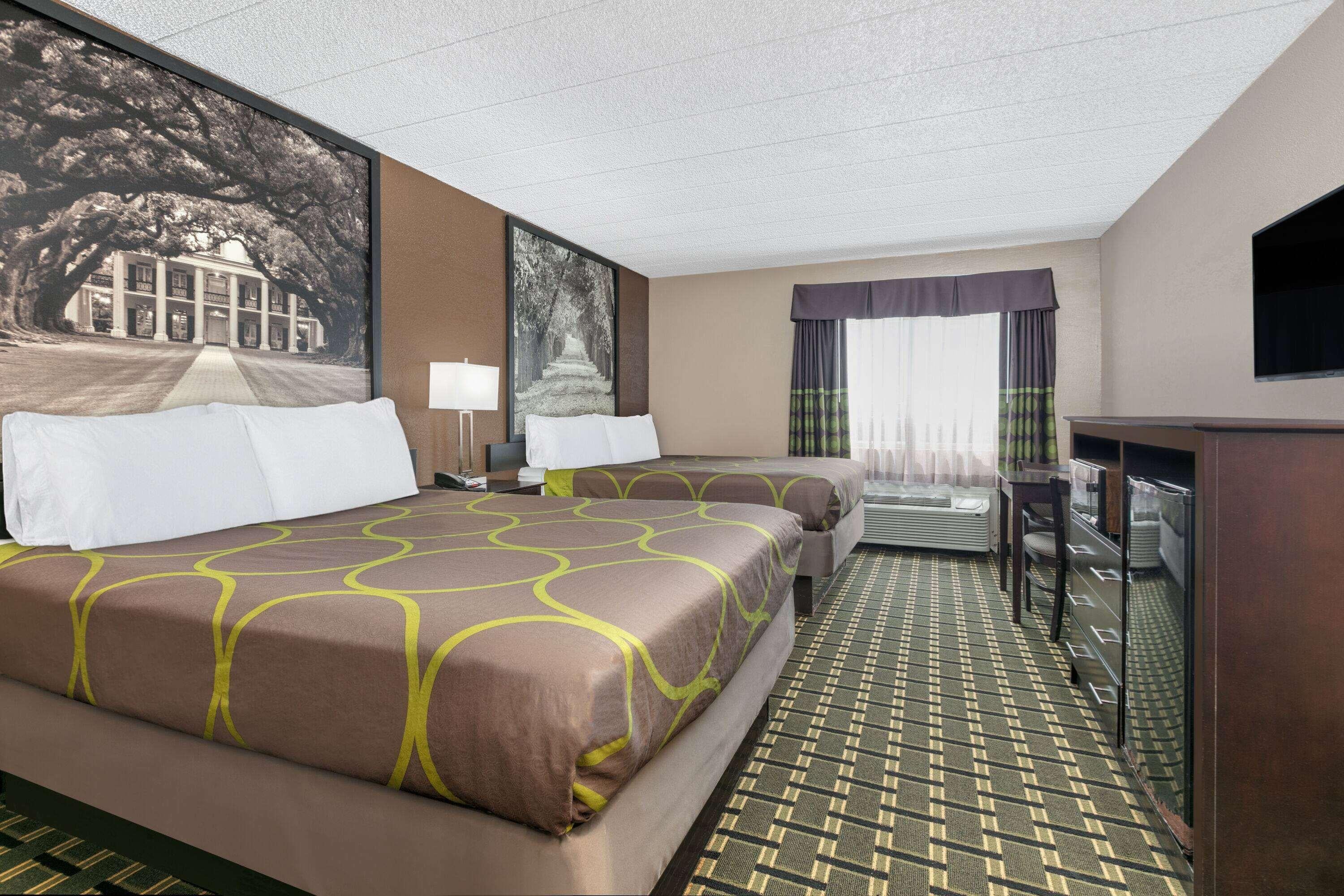 Quadruple Two Queen Beds