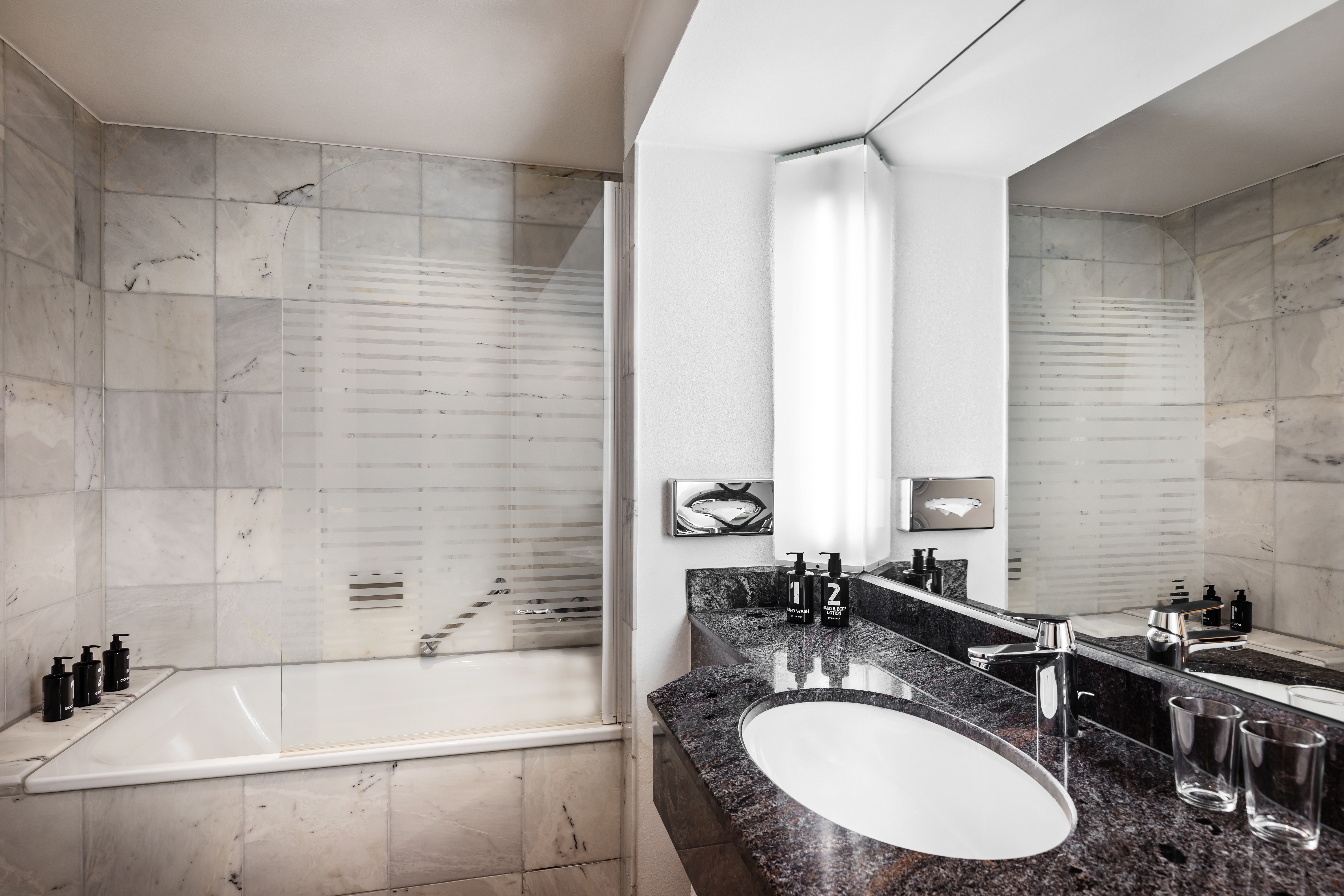 Double Queen Size Bed