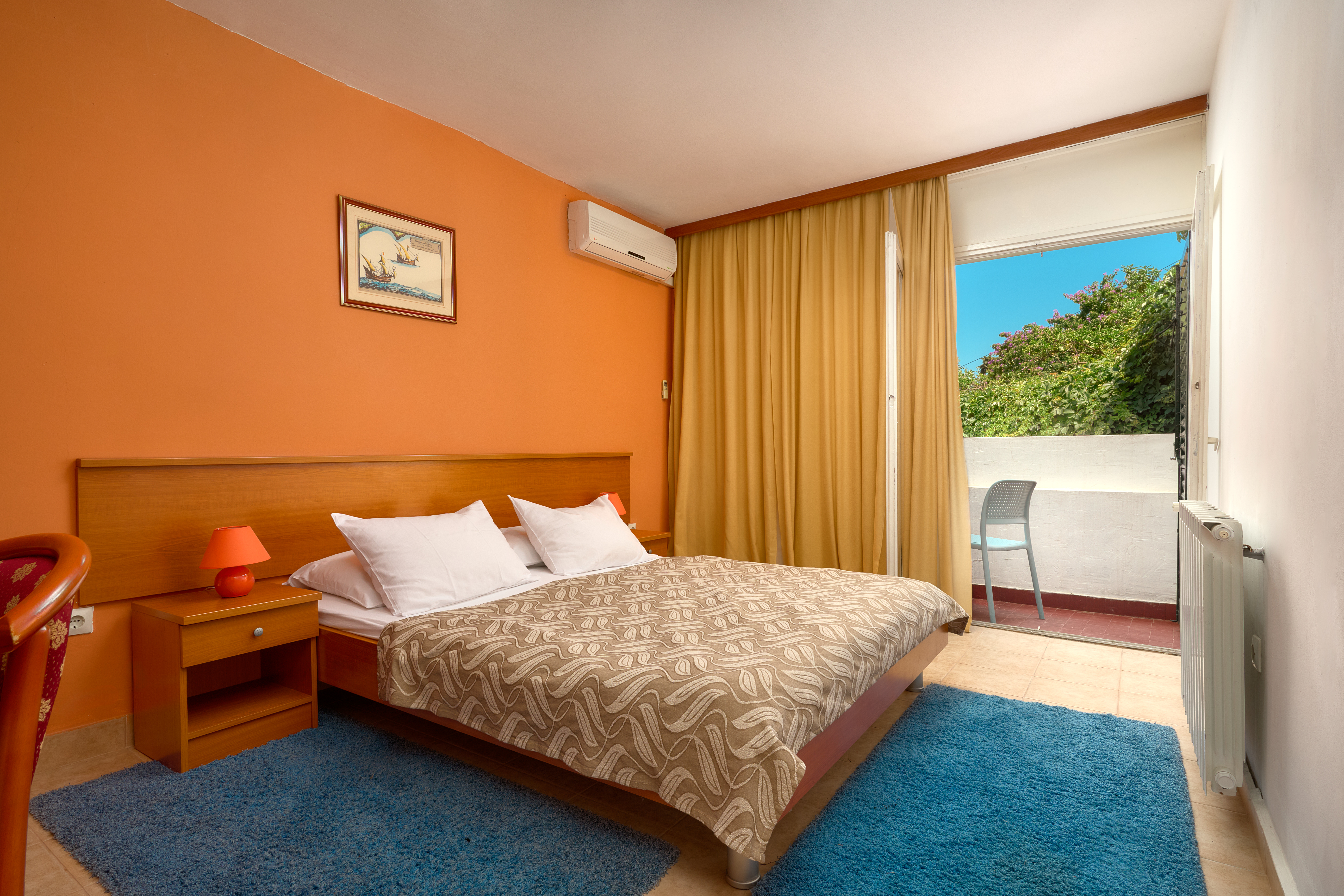 Family Room Classic with Balcony