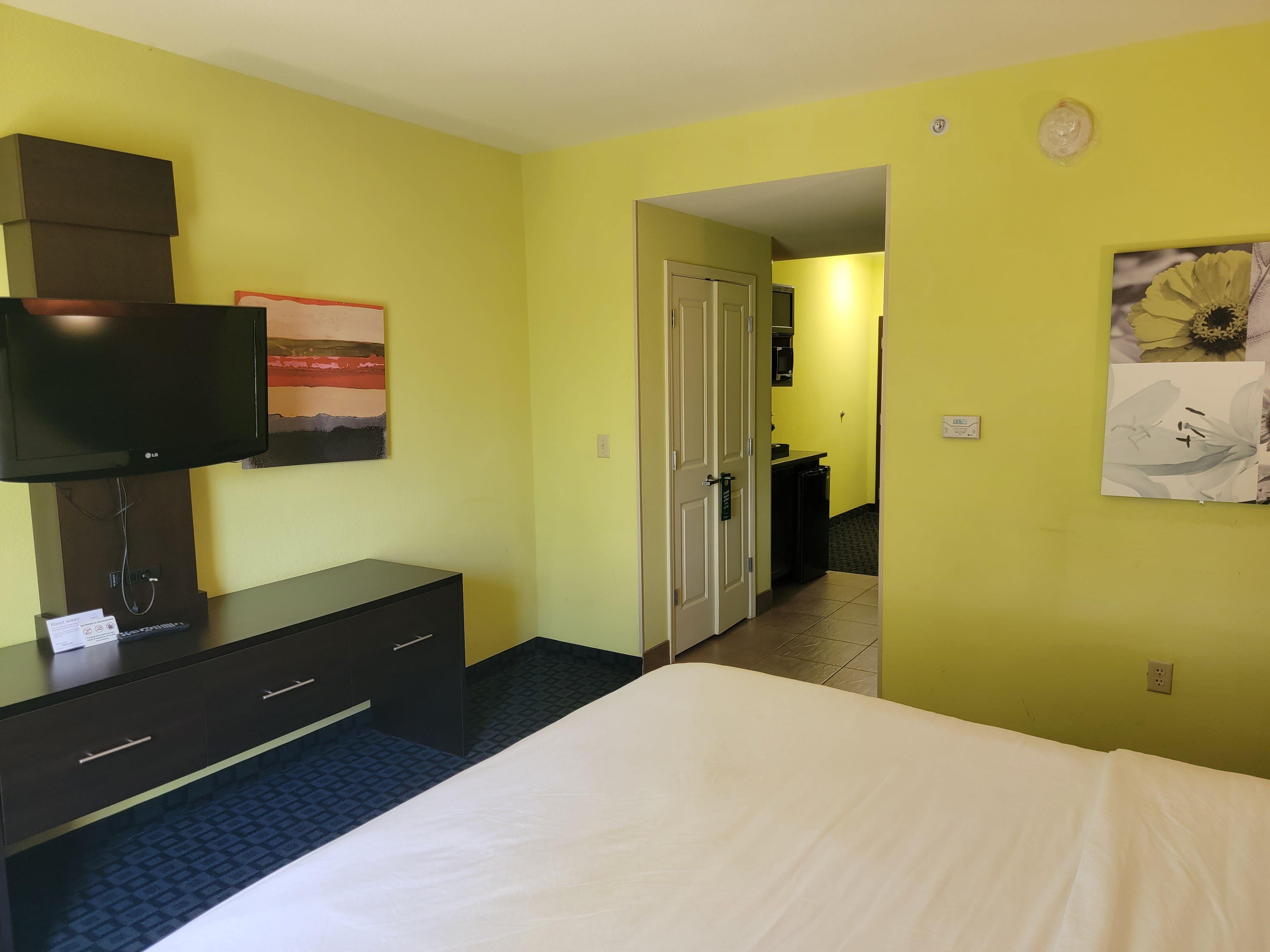 Double Accessible King Size Bed