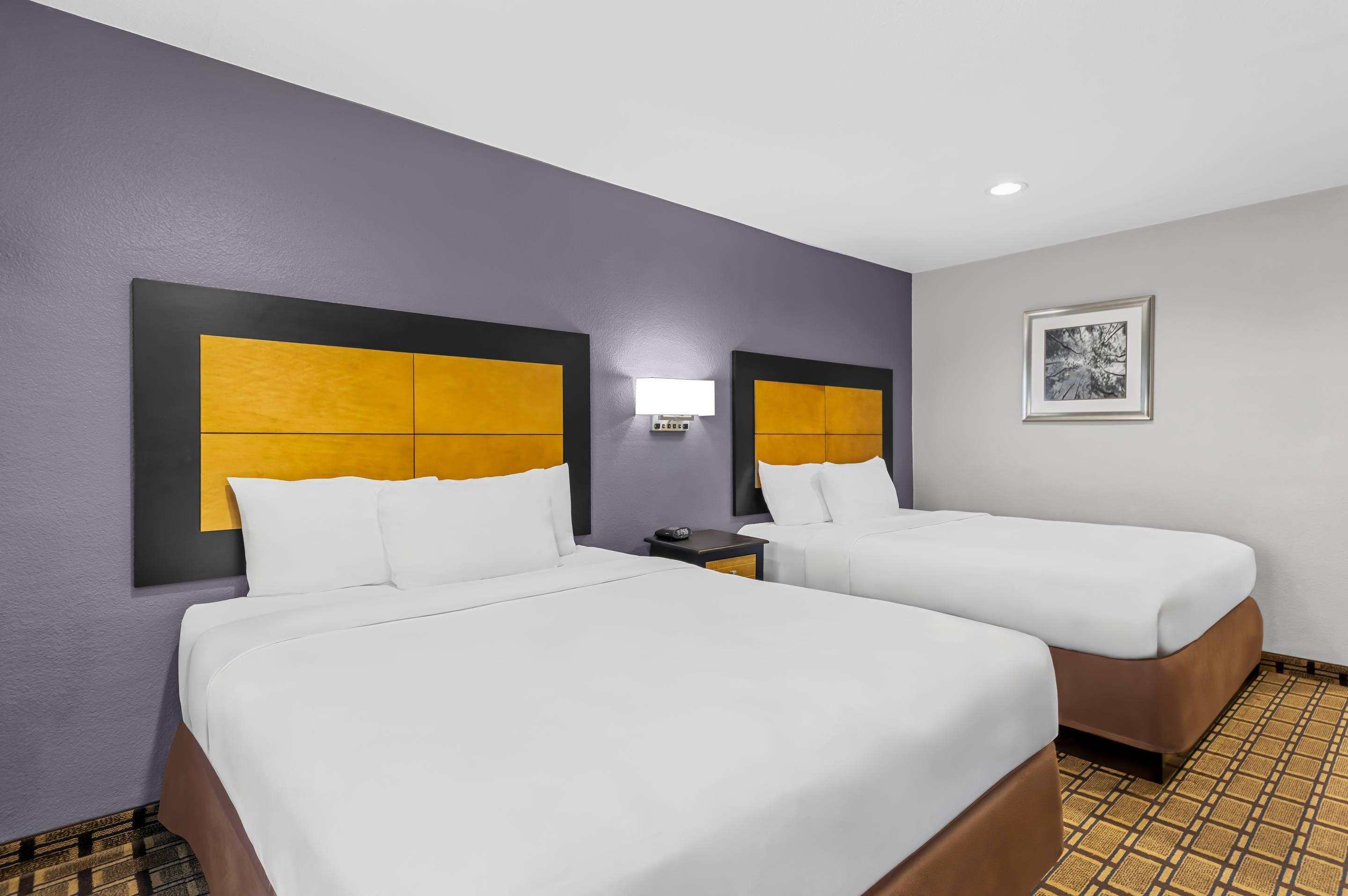Room Two Queen Beds