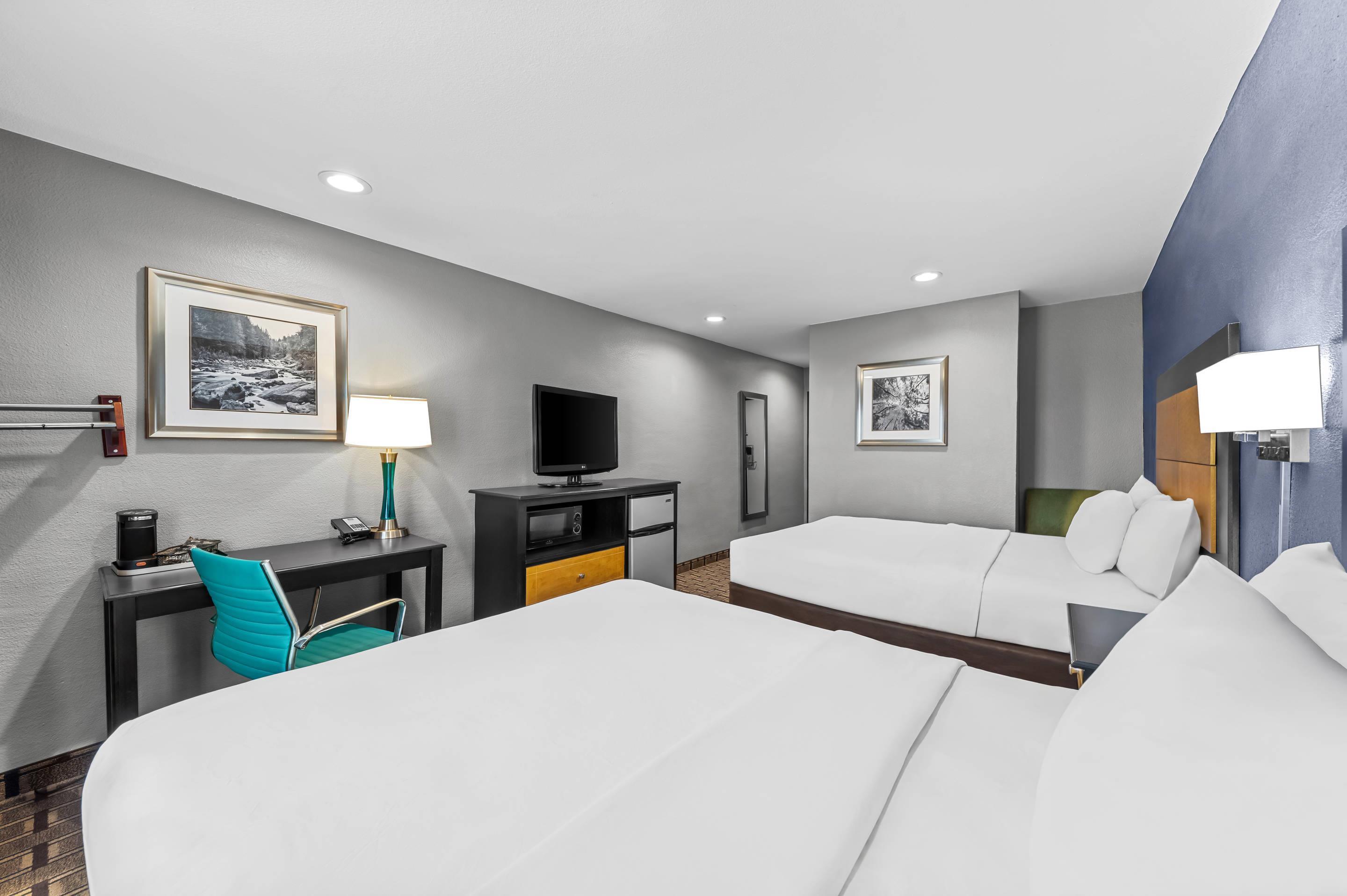 Room Accessible-two Queen Beds