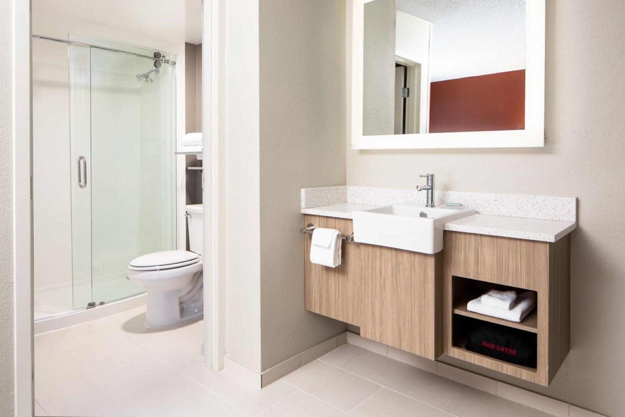 Suite Two Queen Beds