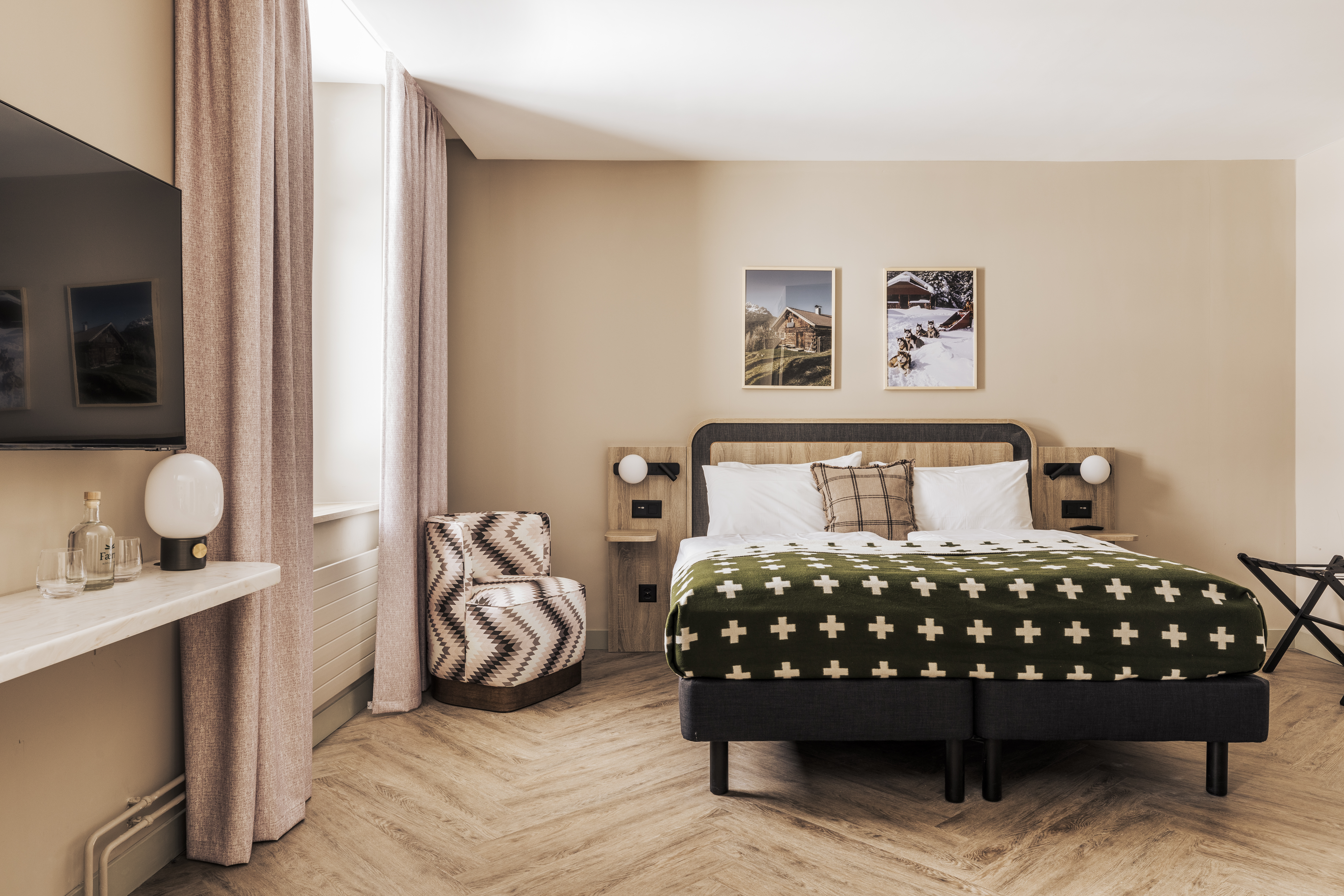 Double One Bedroom One Bathroom