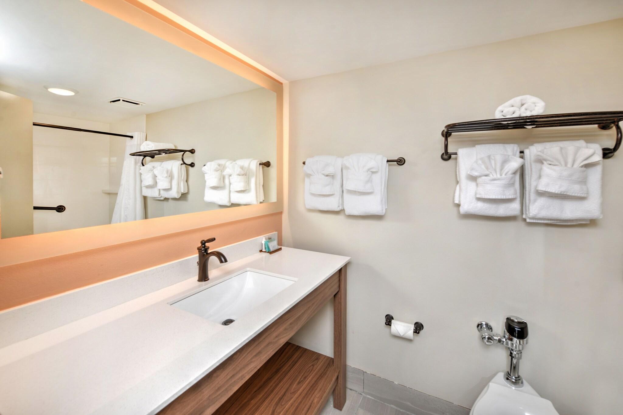 Quadruple with Kitchenette