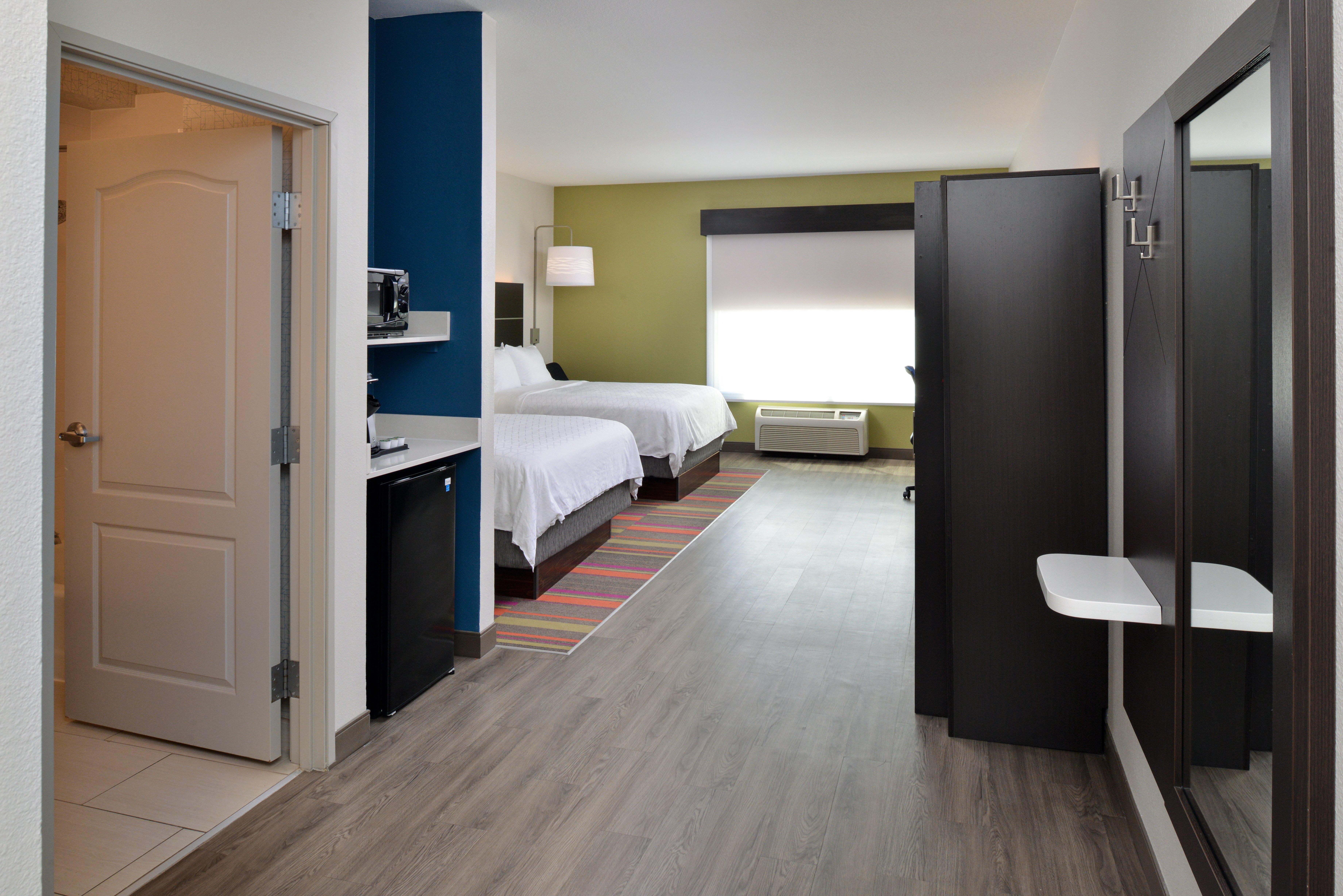 Double Two Queen Beds