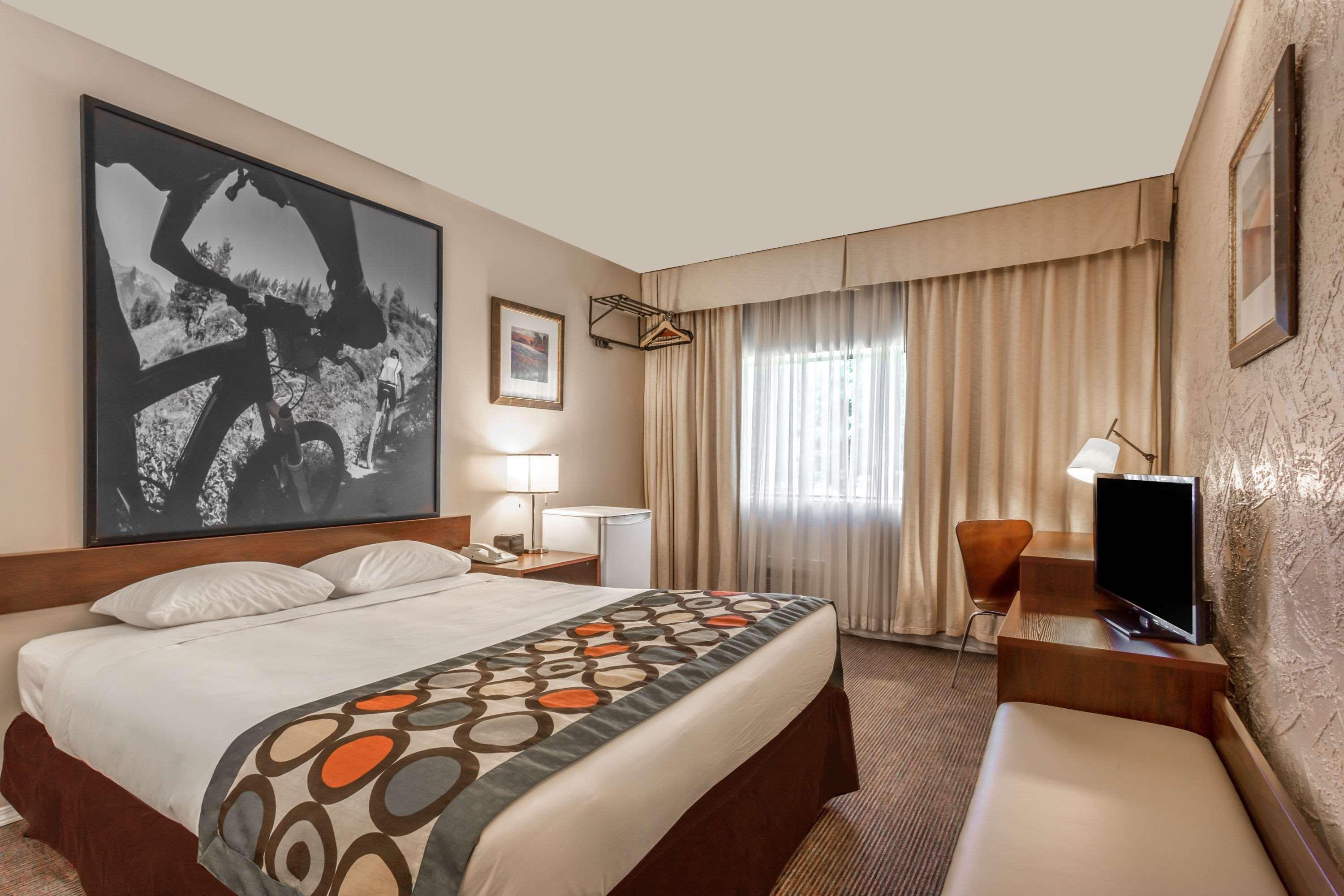 Double Queen Size Bed