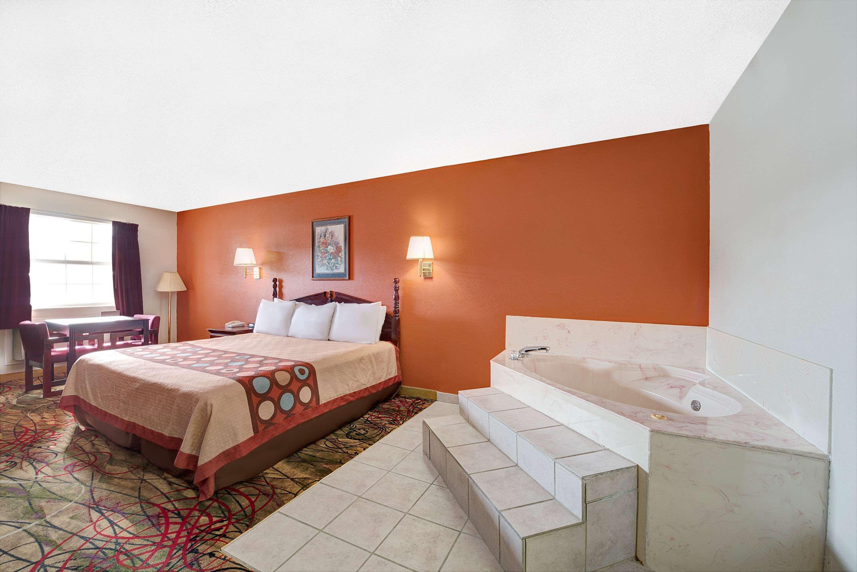 Double King Bed Non Smoking