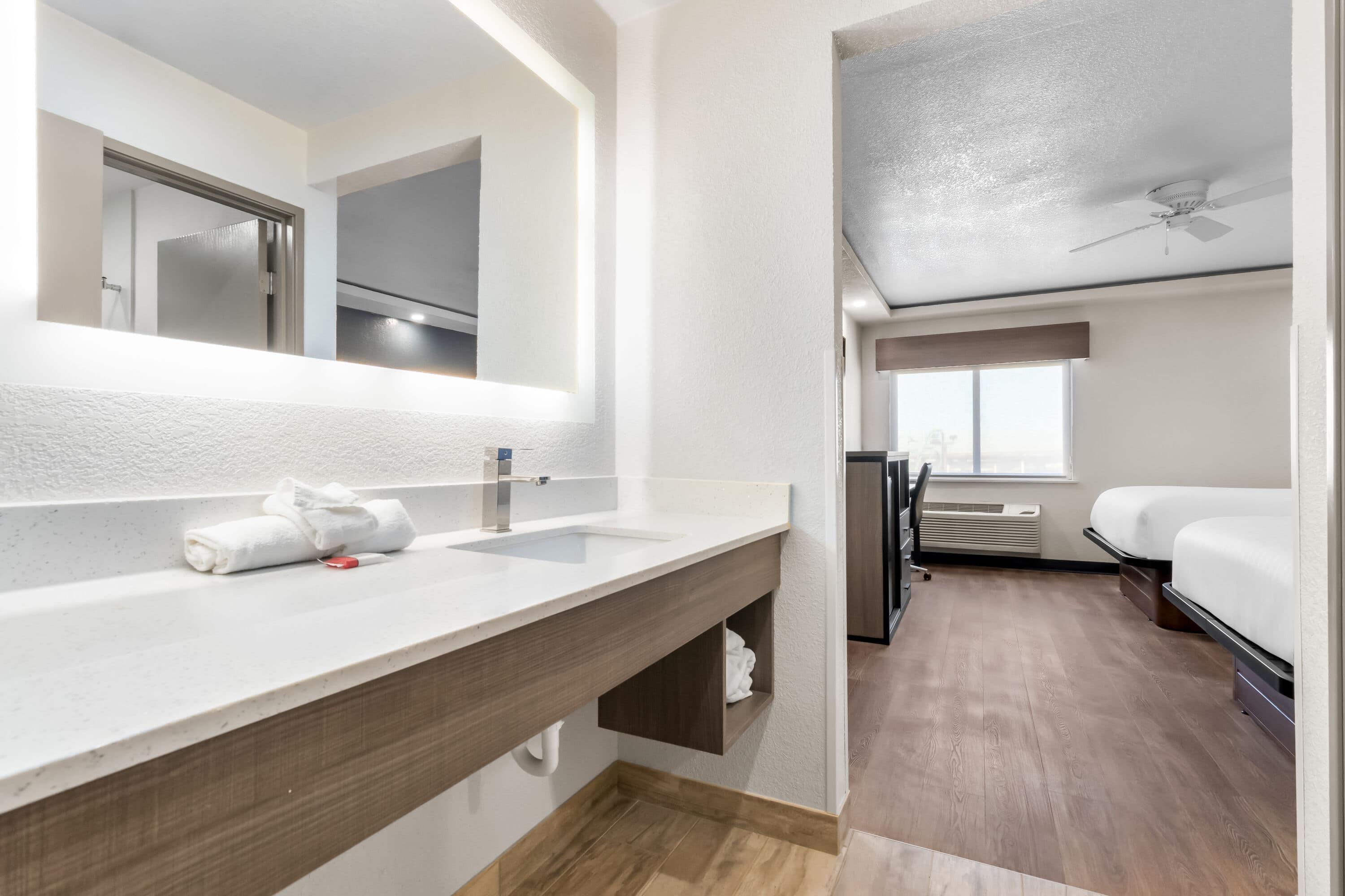 Room Two Queen Beds