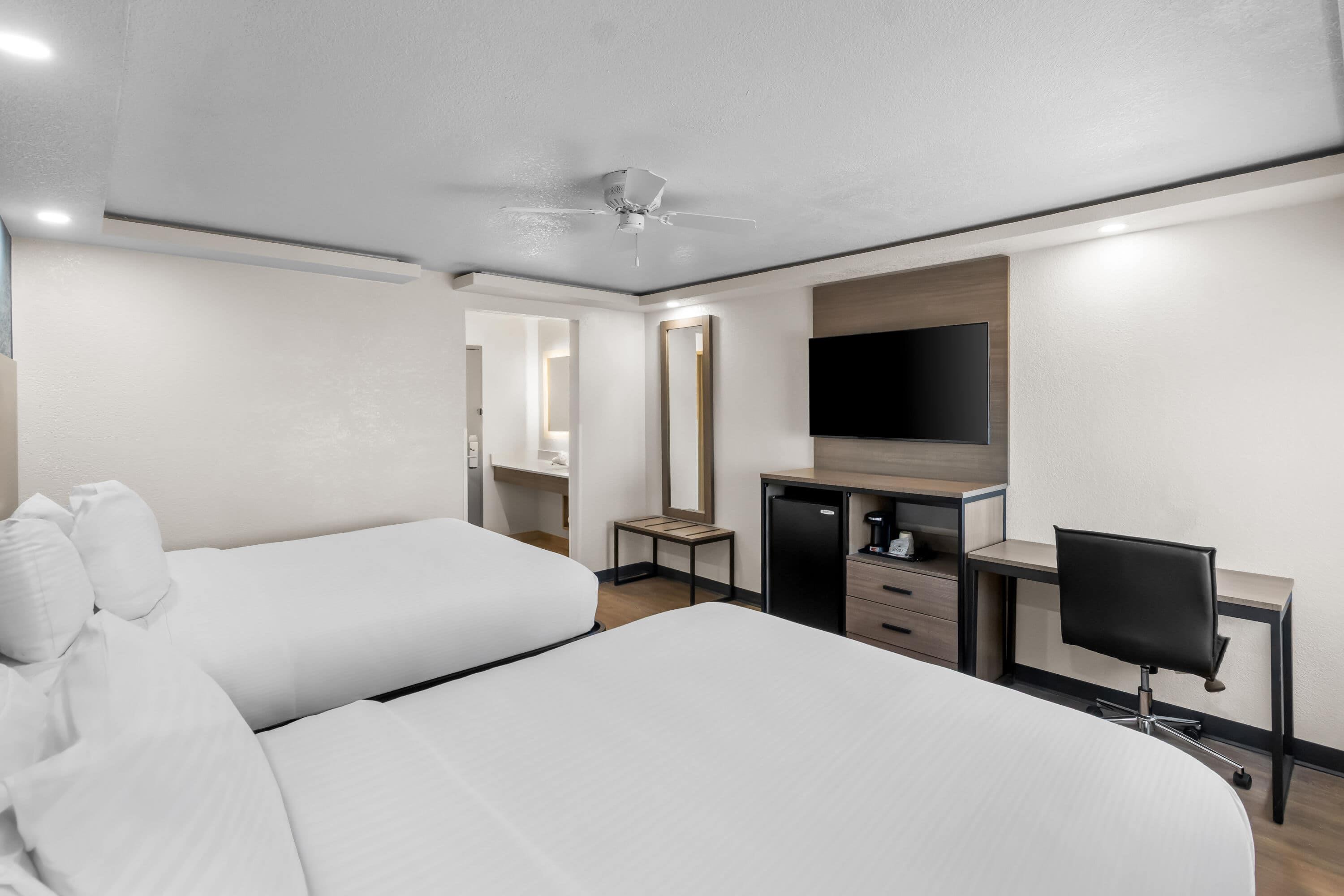 Room Two Queen Beds
