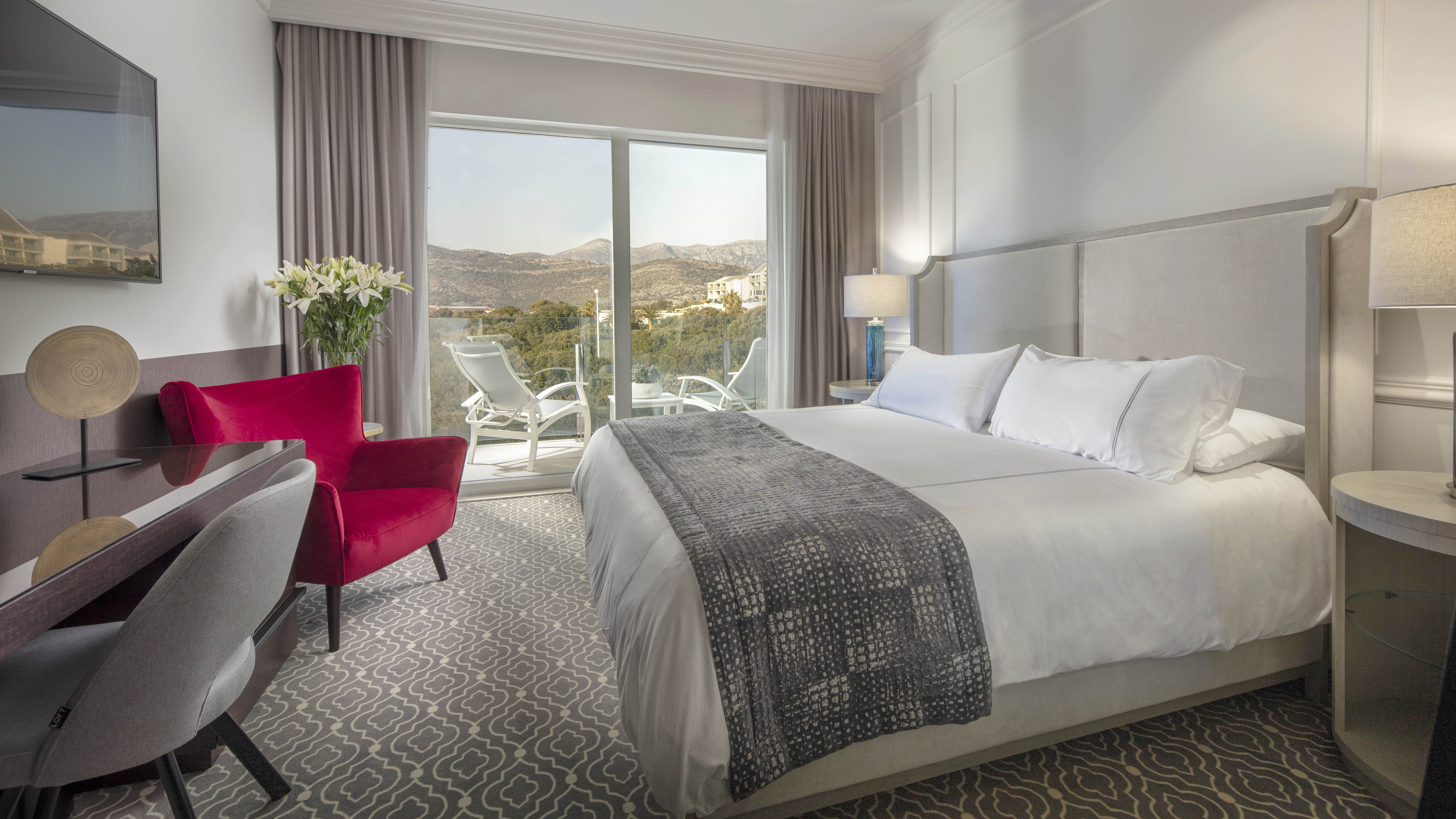 Double Single with Balcony