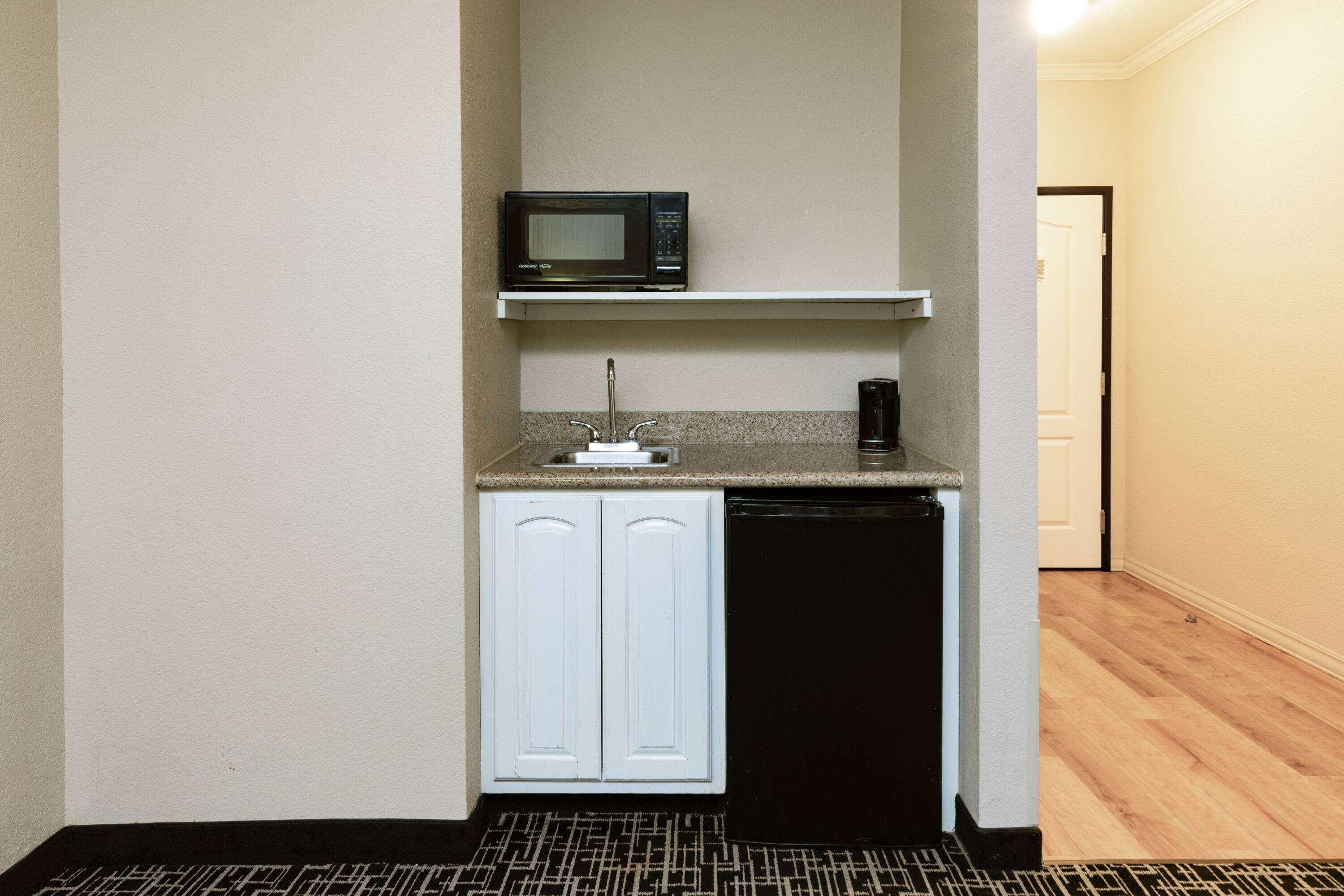 Suite Deluxe King Bed