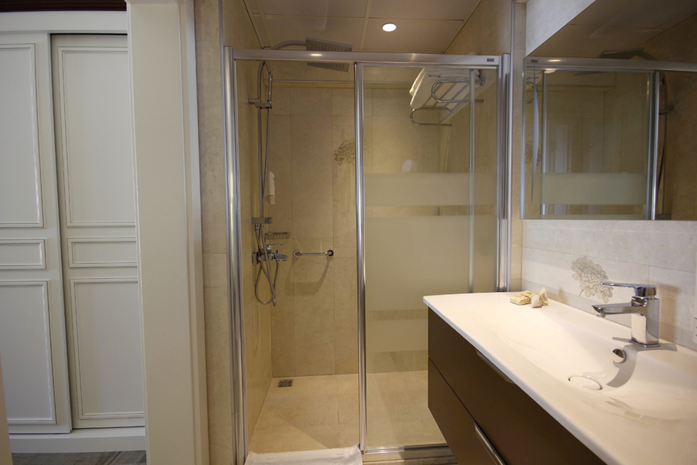 Double Single Deluxe with Terrace