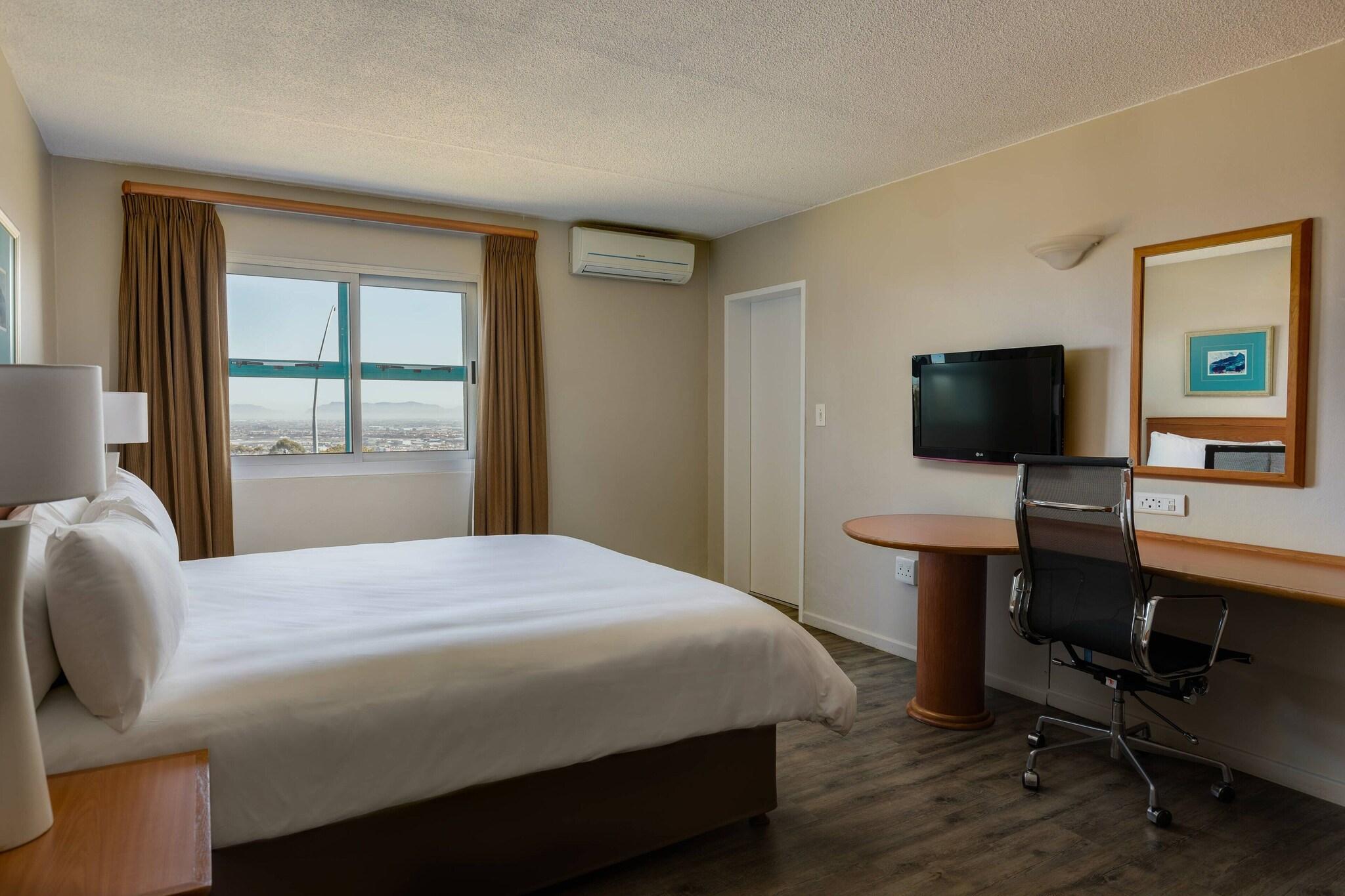 Double Garden View King Bed