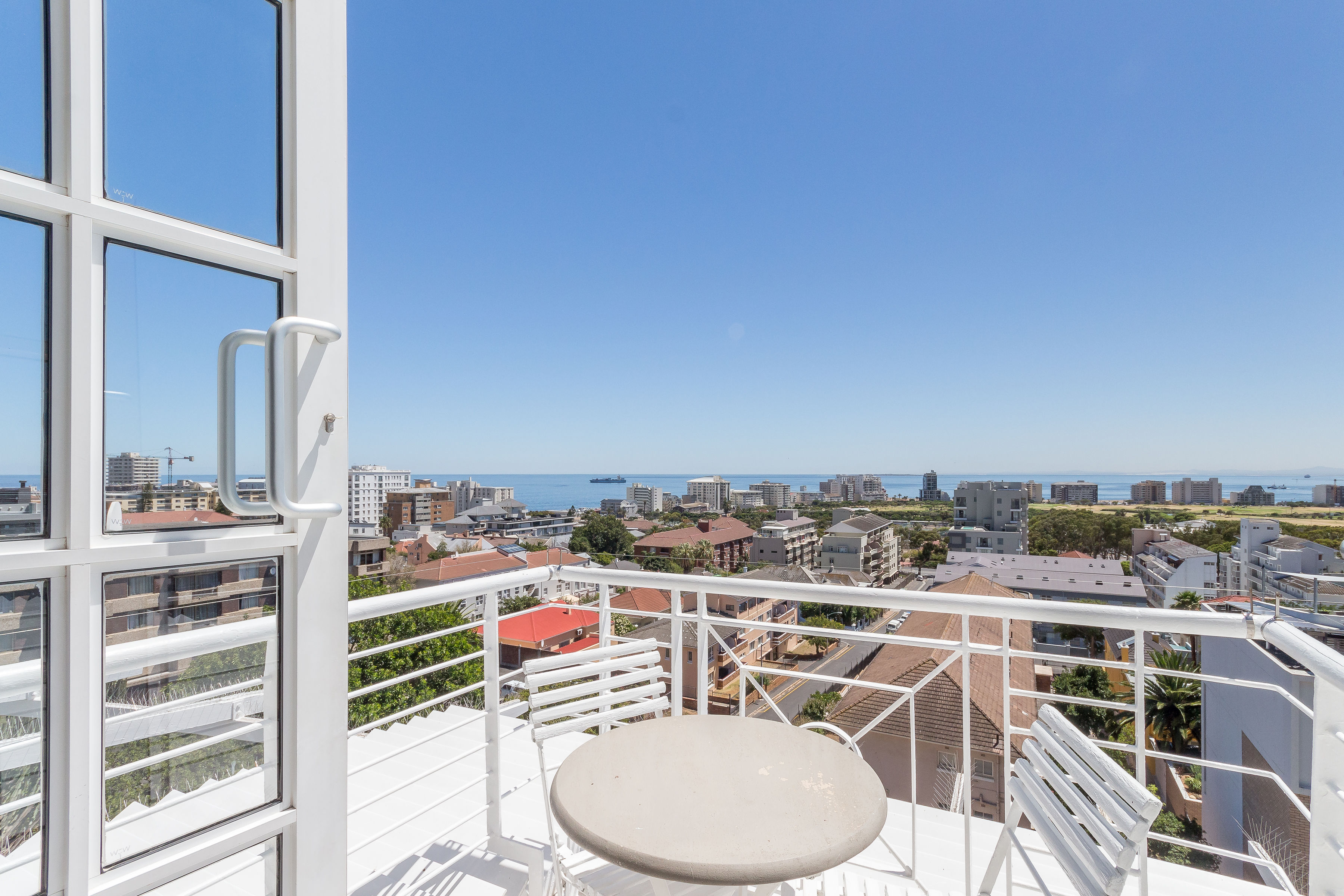 Apartment Deluxe Three Bedroom