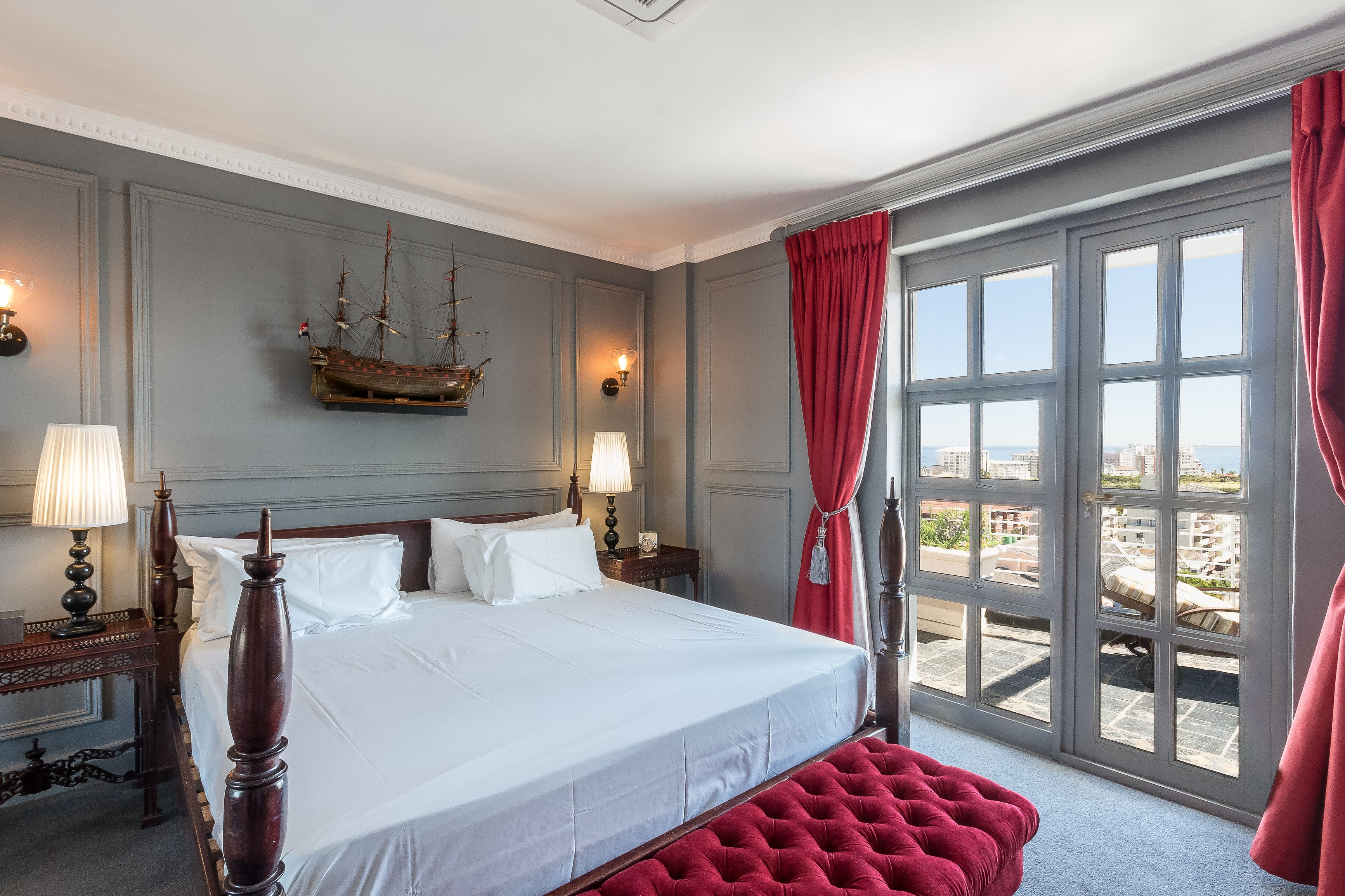 Apartment Deluxe Three Bedroom