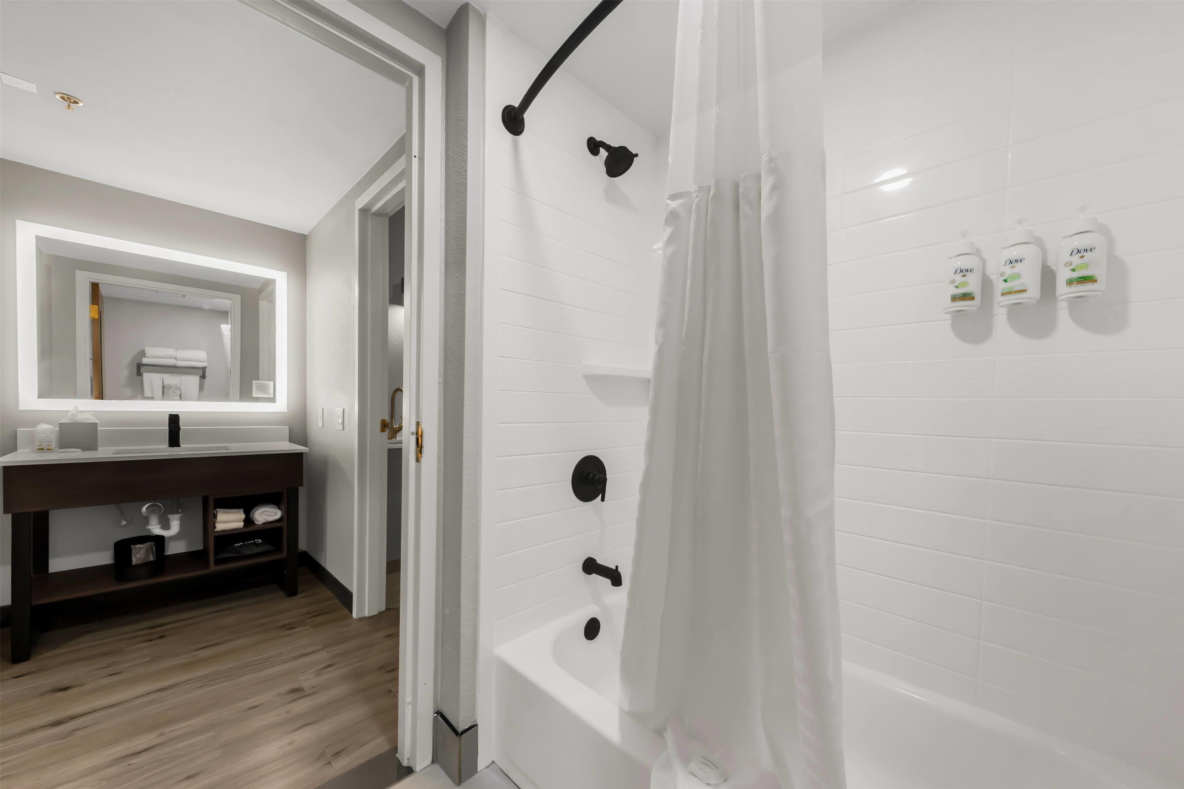 Suite Two Queen Beds