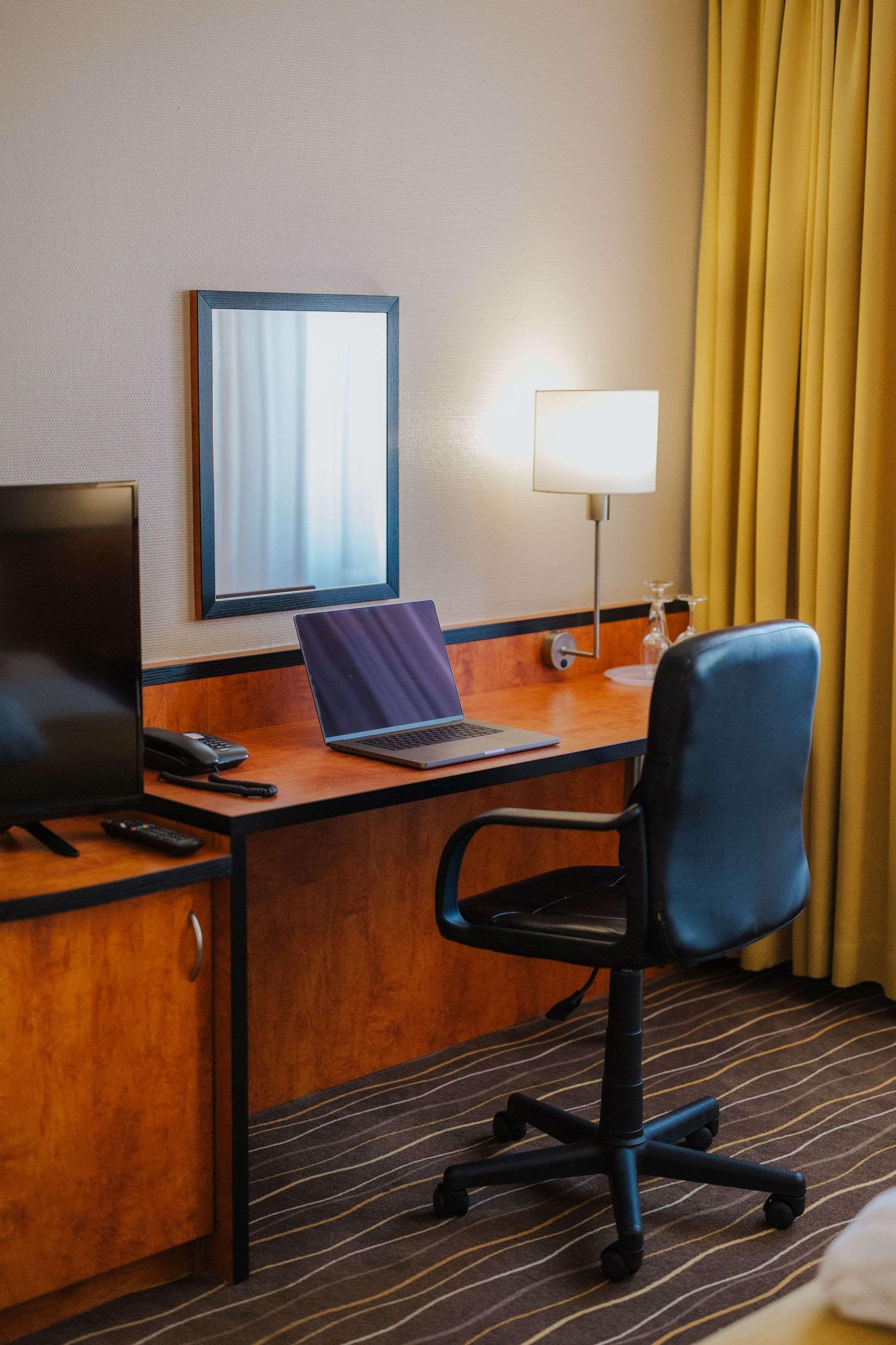 Triple King Size Bed