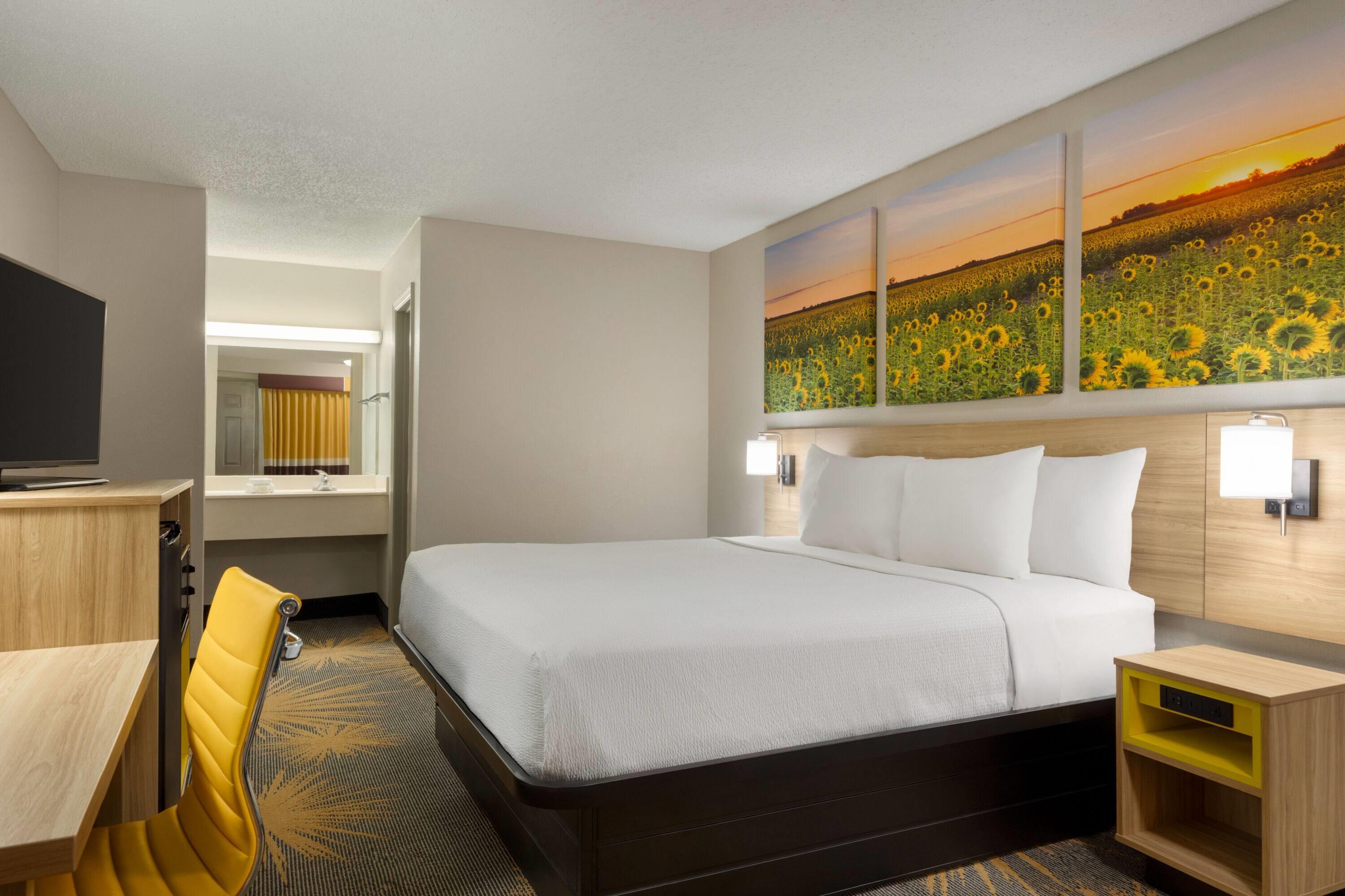 Triple King Bed Non Smoking