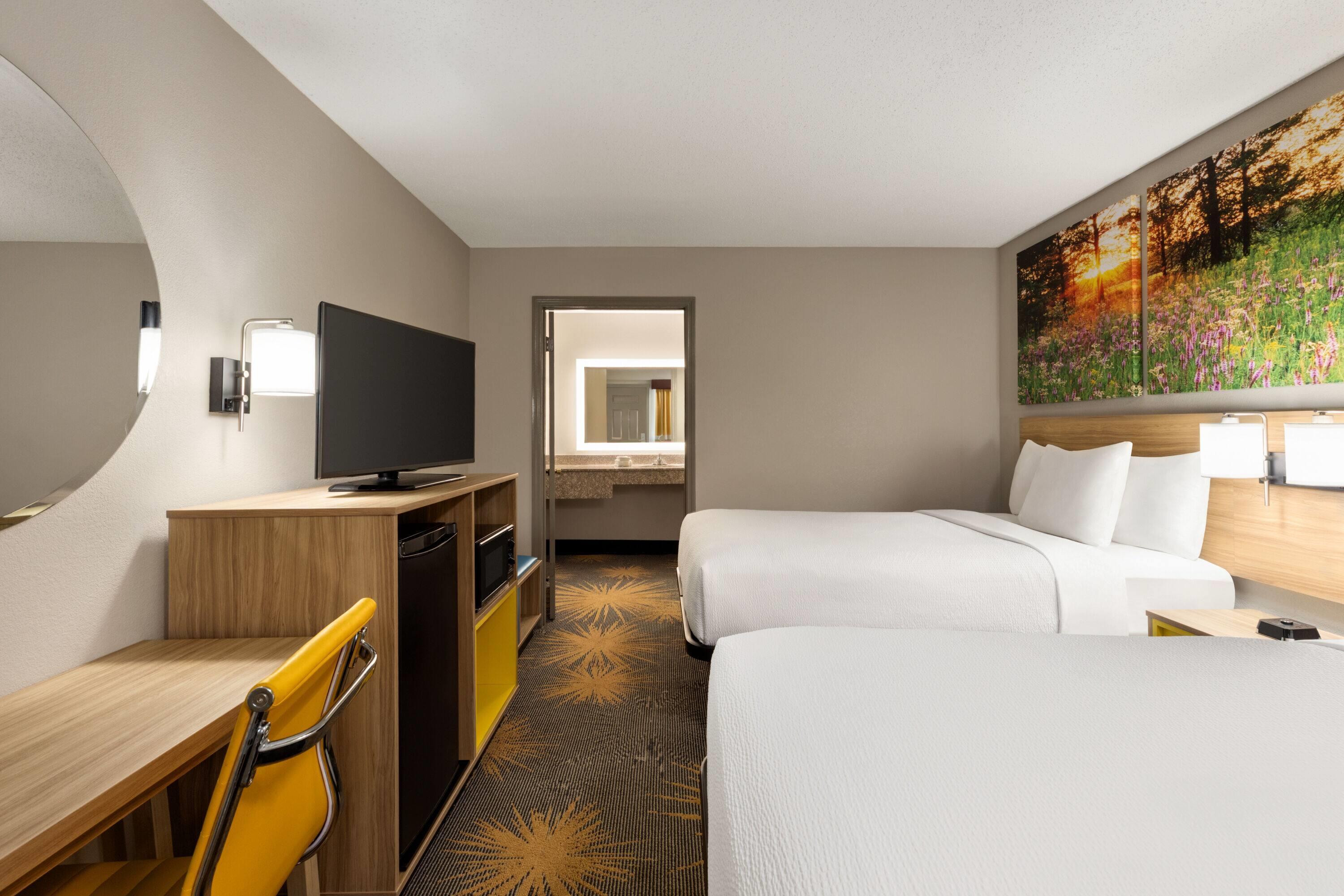 Quadruple Two Double Beds