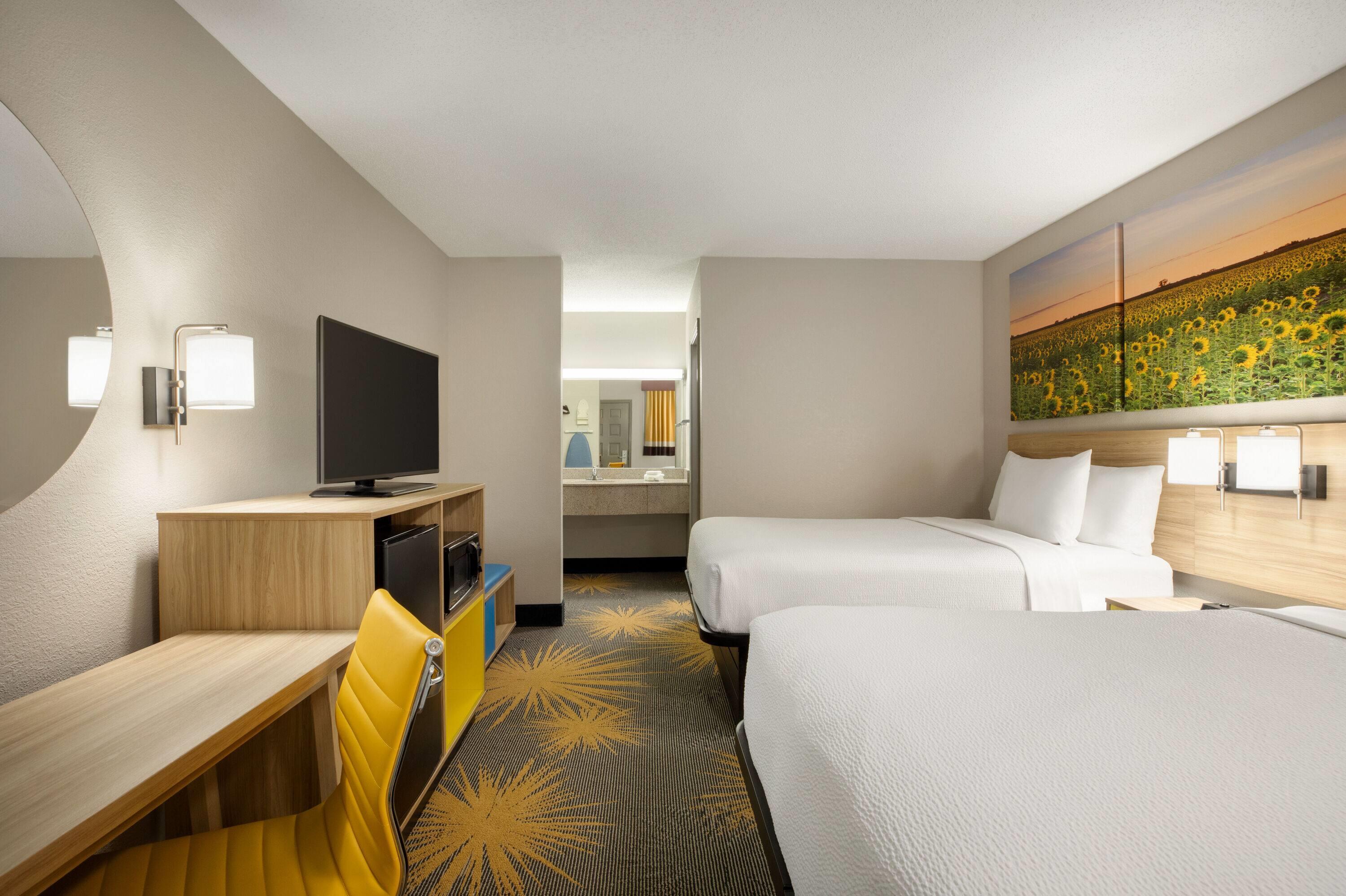 Room Two Double Beds