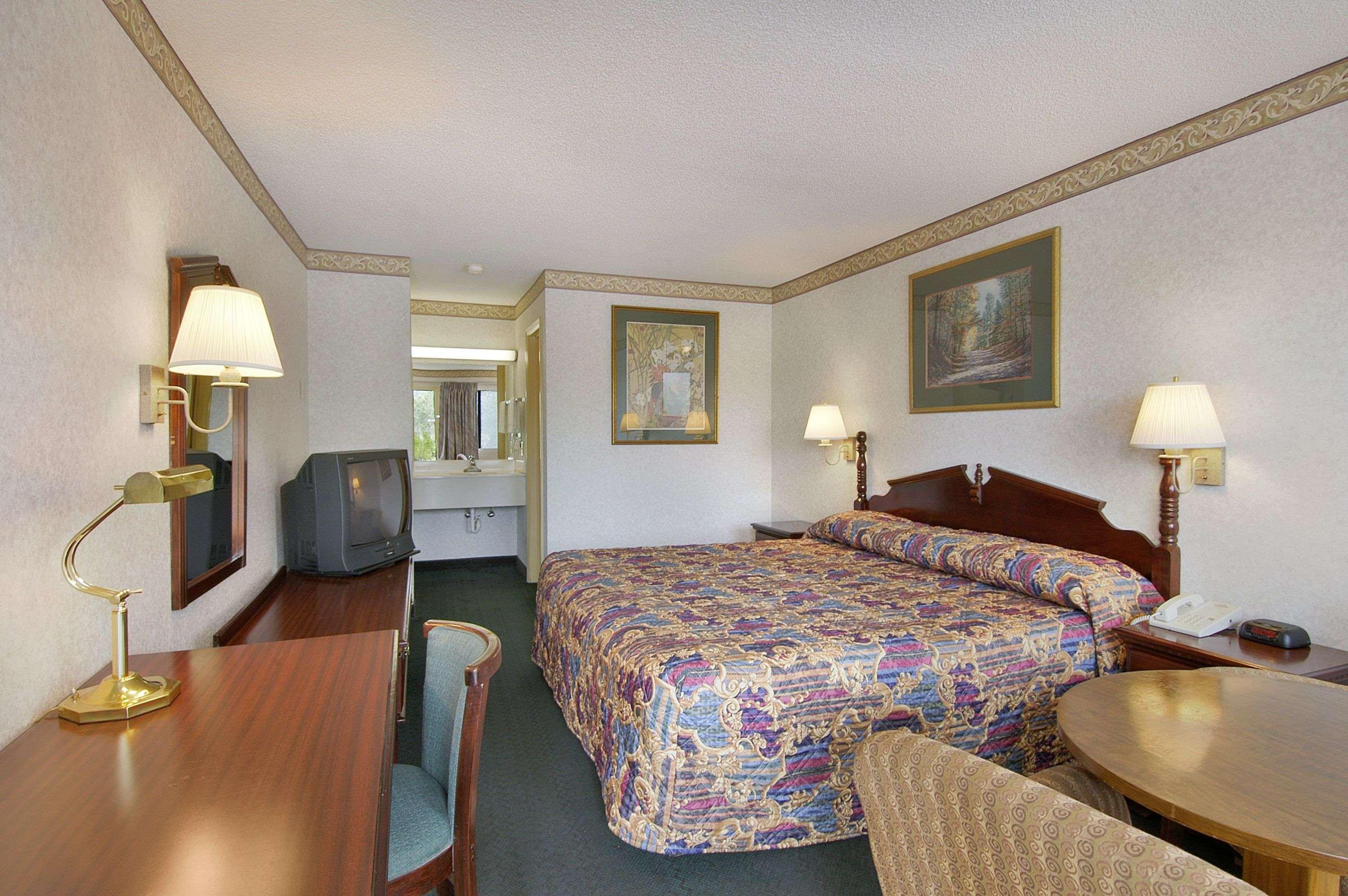 Triple King Size Bed