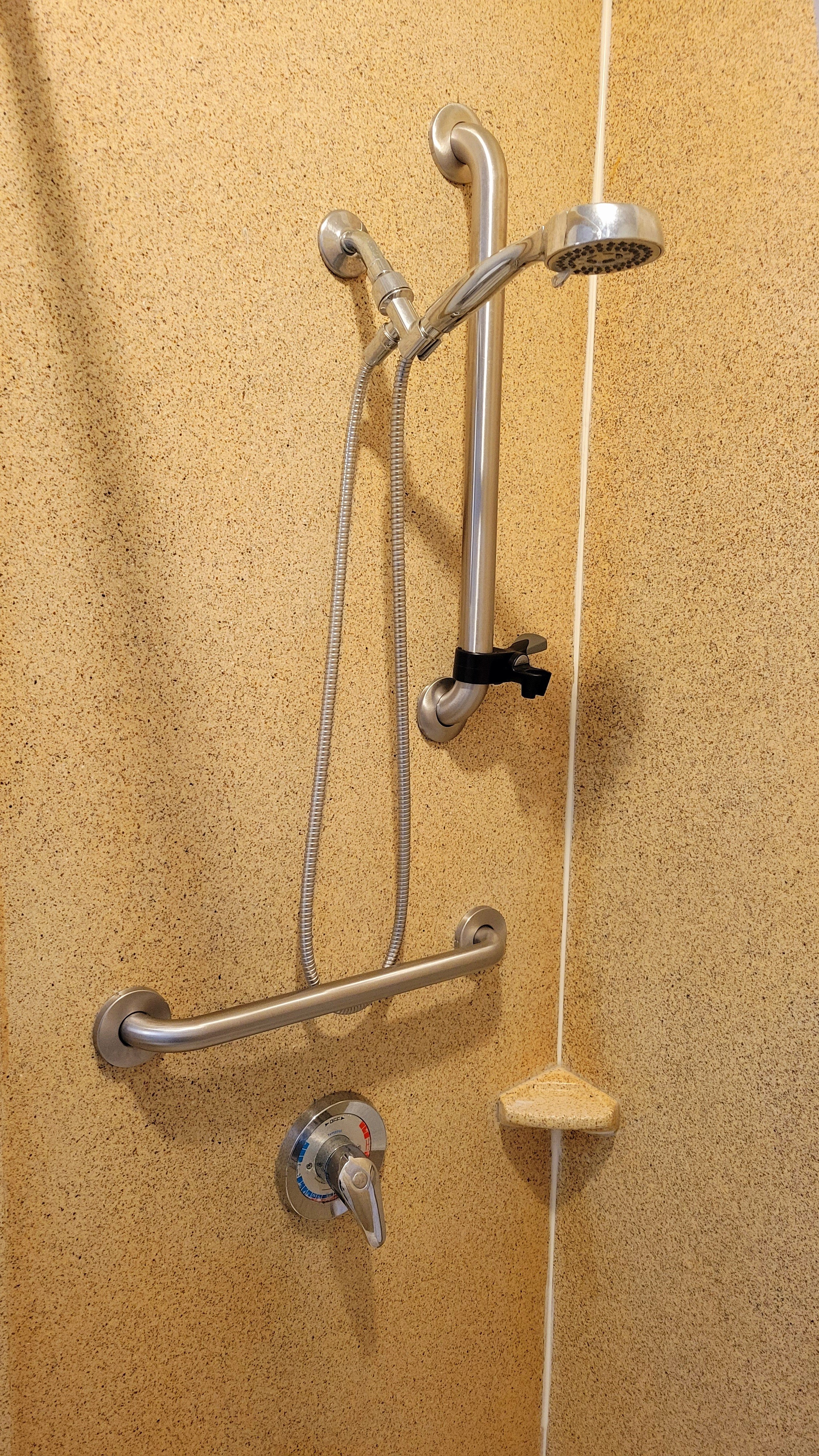 Triple King Bed Non Smoking