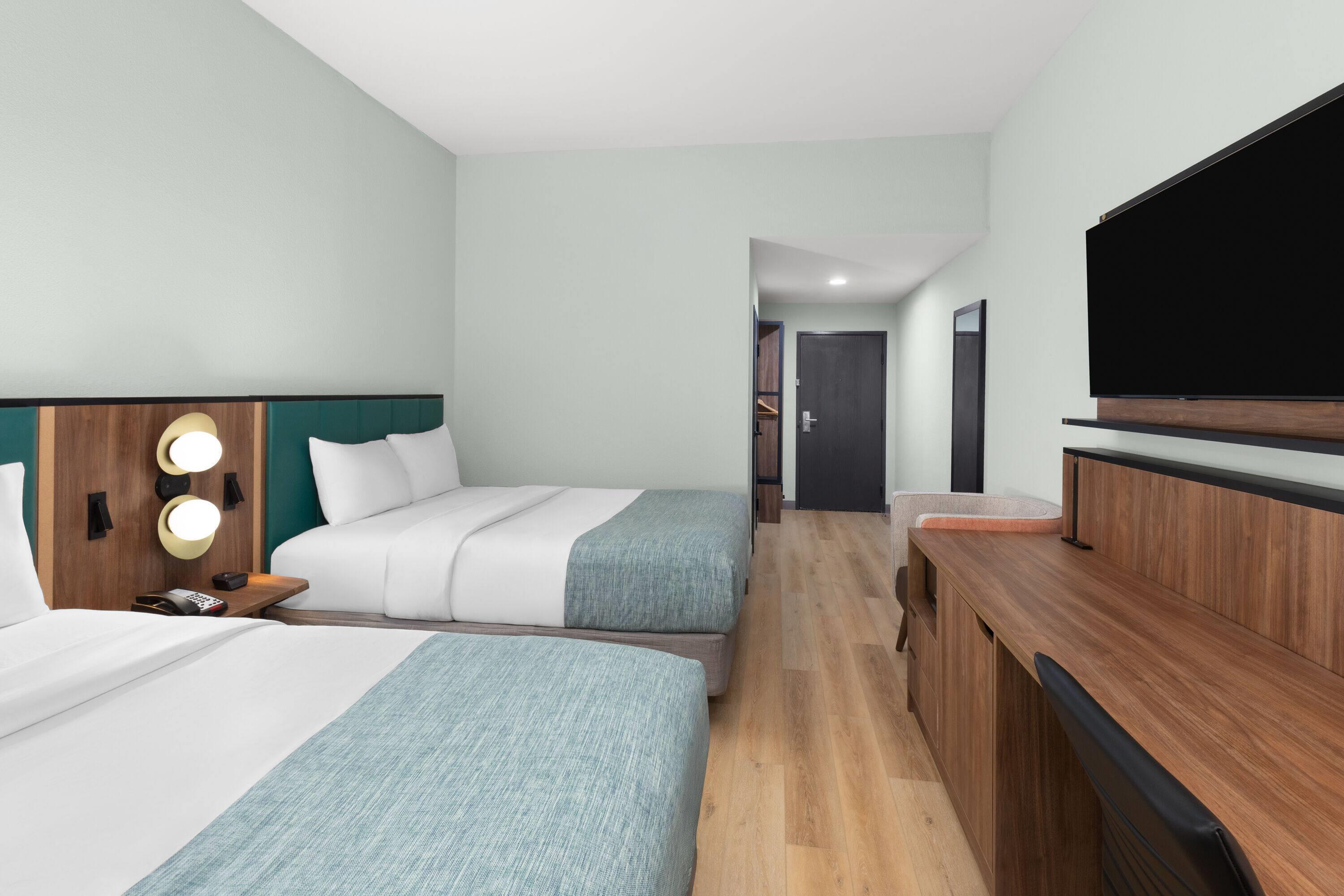 Double Accessible-two Queen Beds