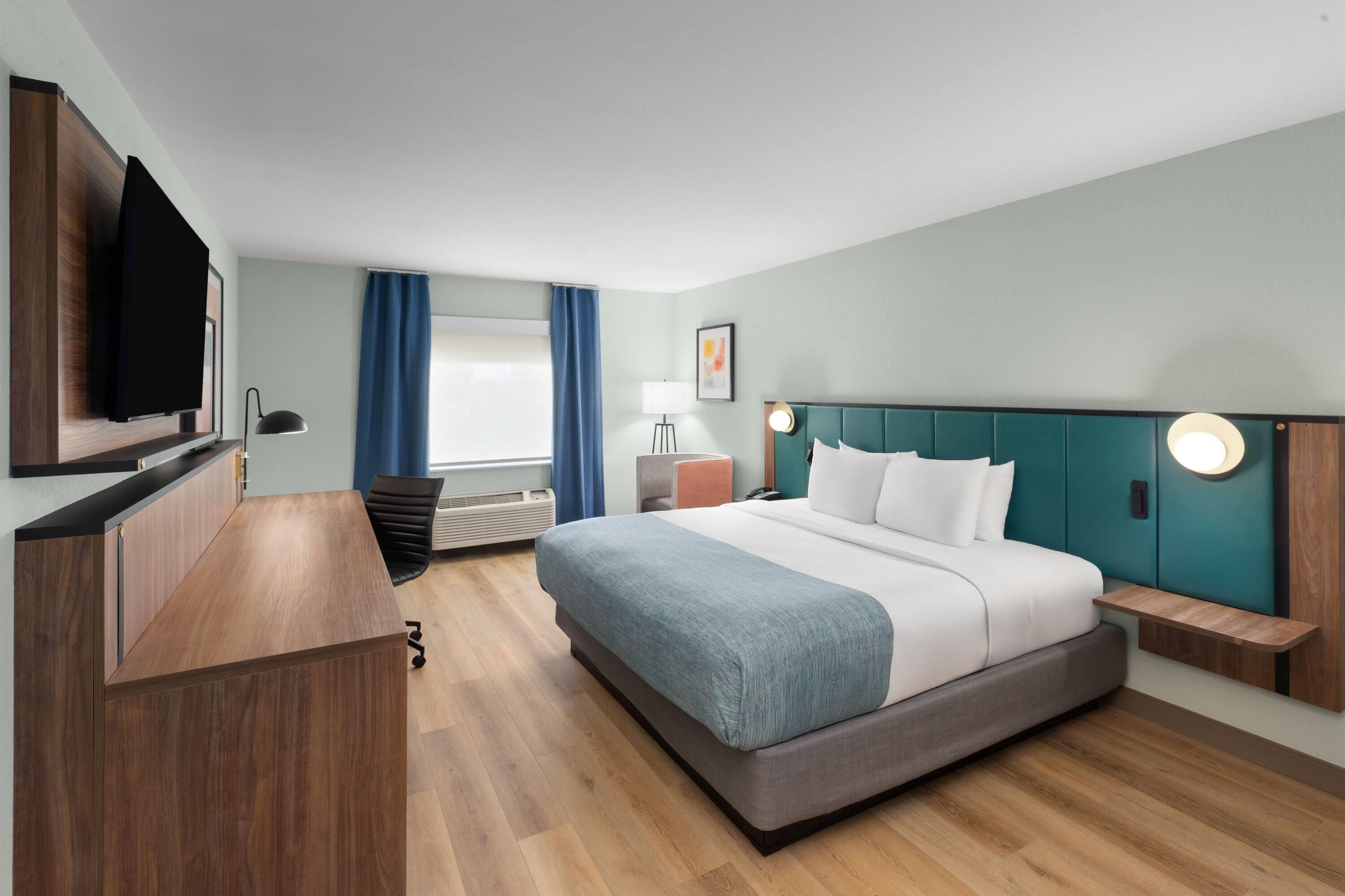 Double King Size Bed