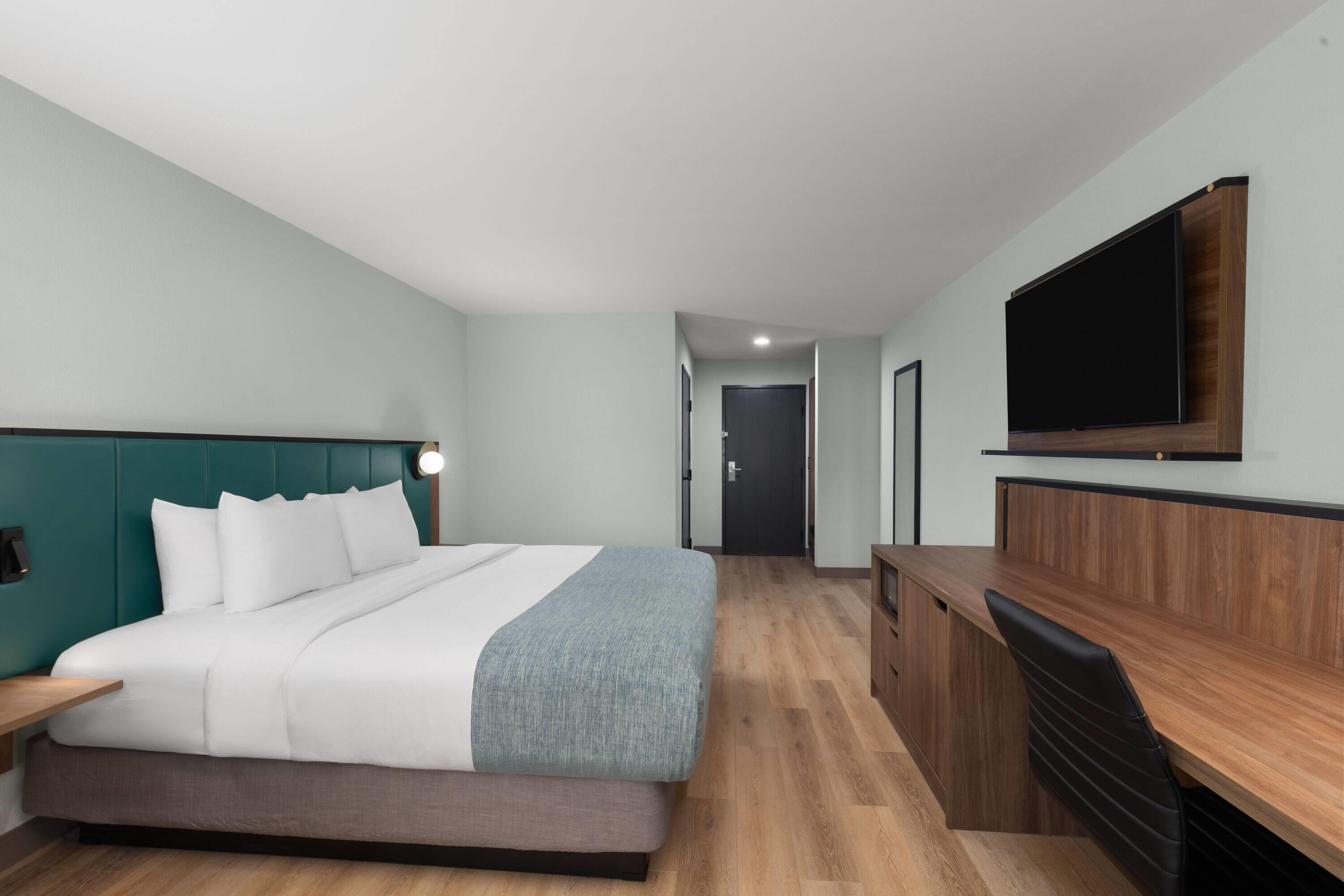 Double King Size Bed