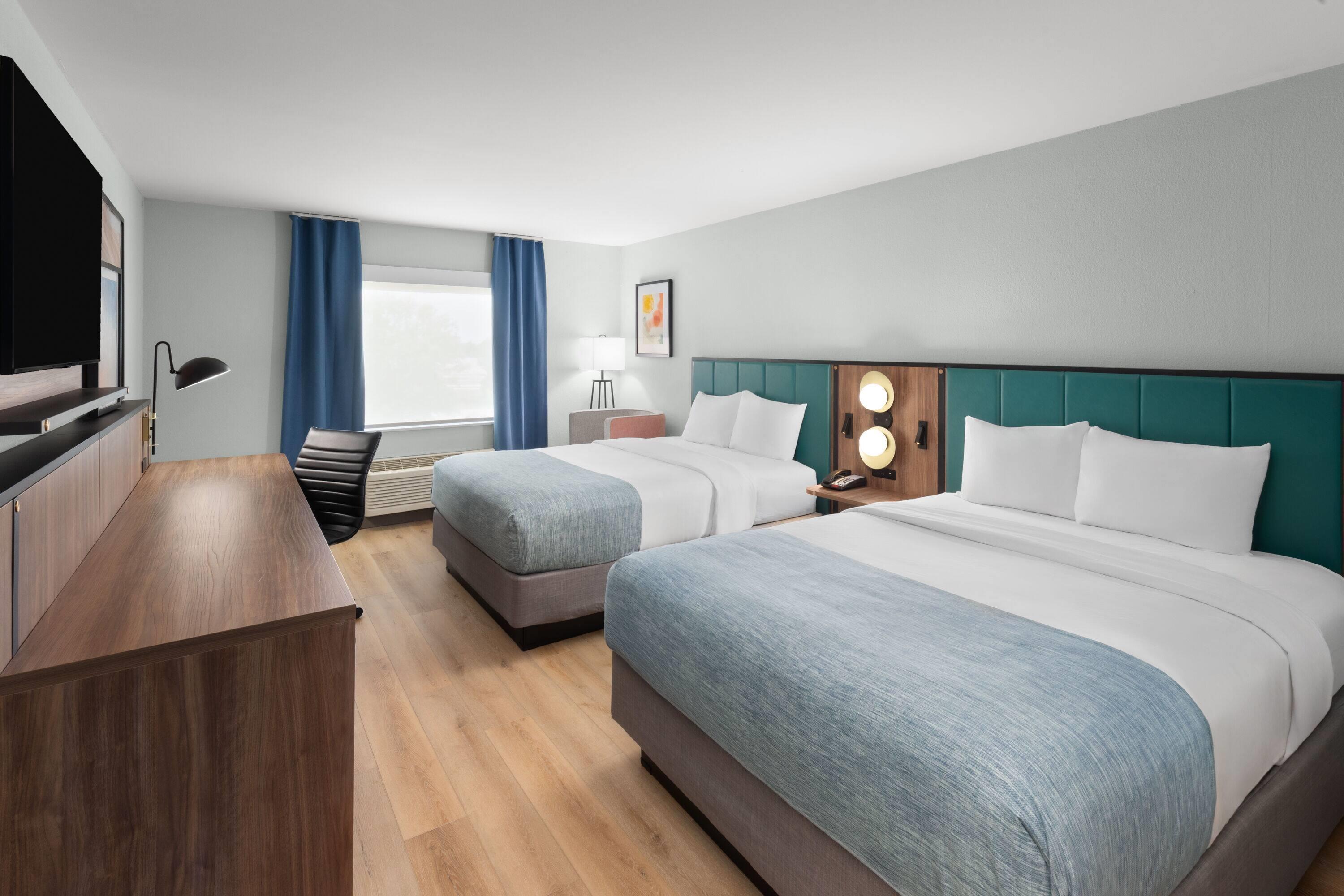 Double Two Queen Beds