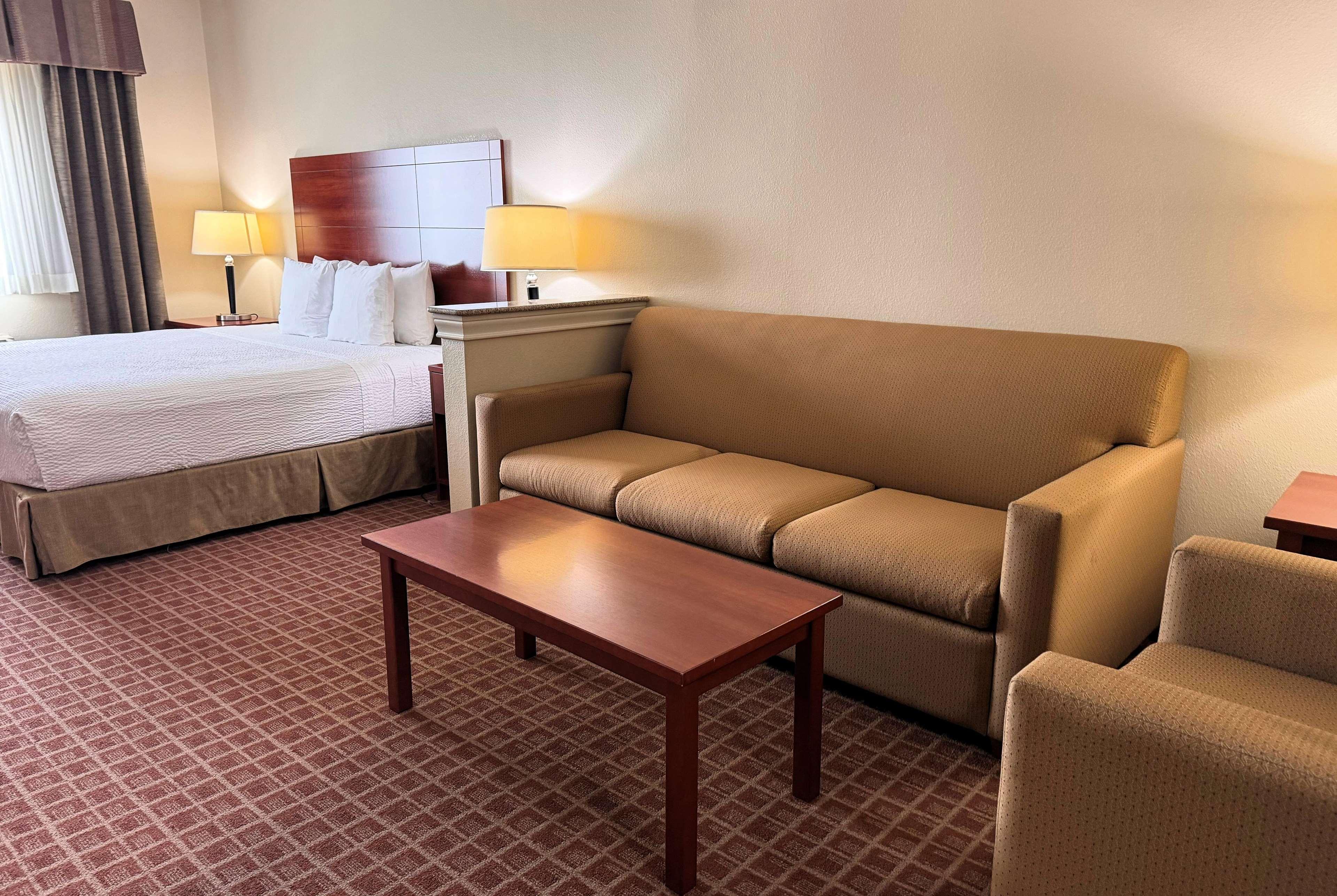 Suite King Bed Non Smoking