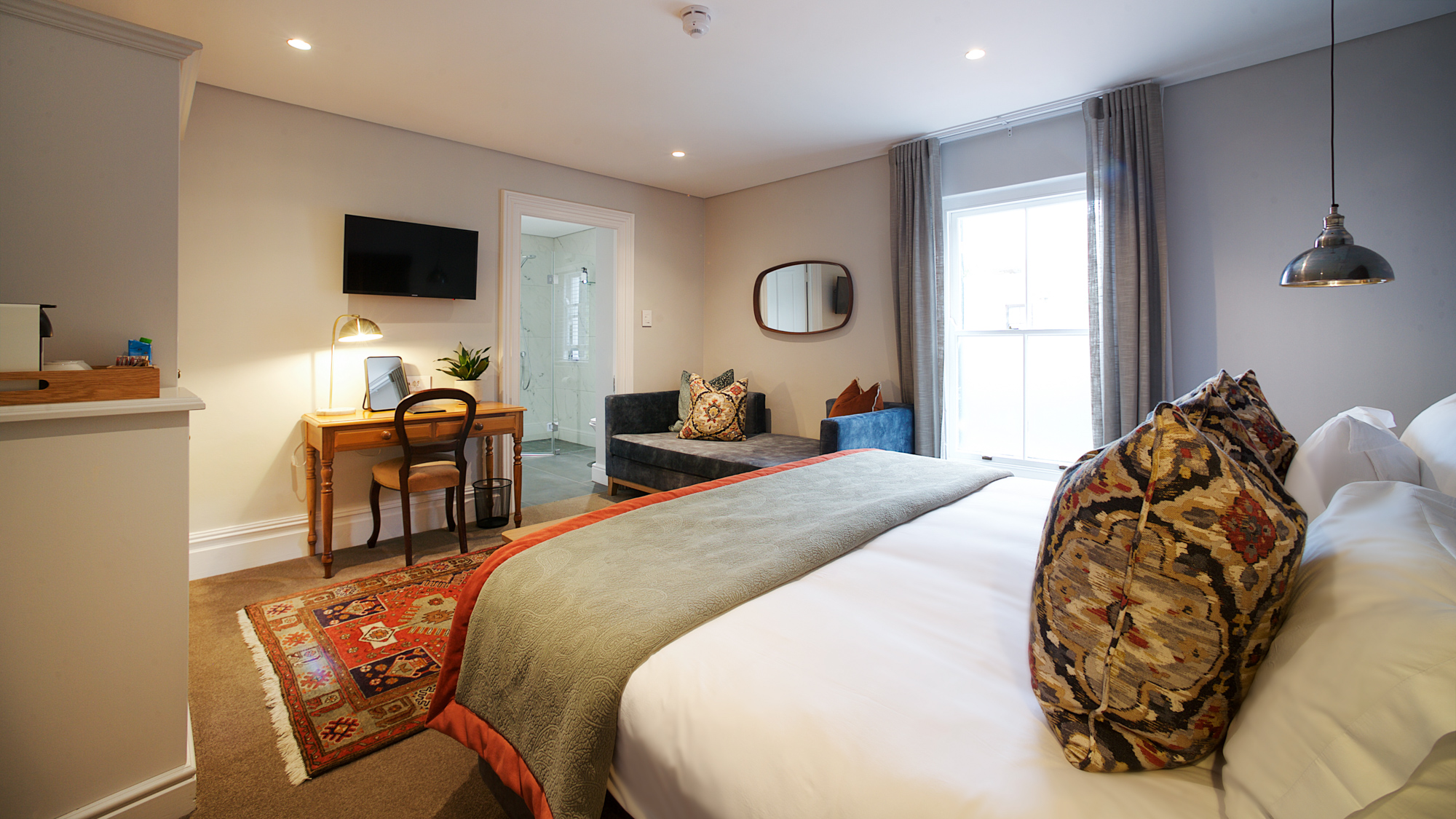 Triple King Size Bed