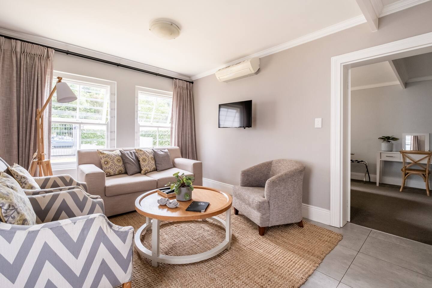 Apartment One Bedroom One Bathroom