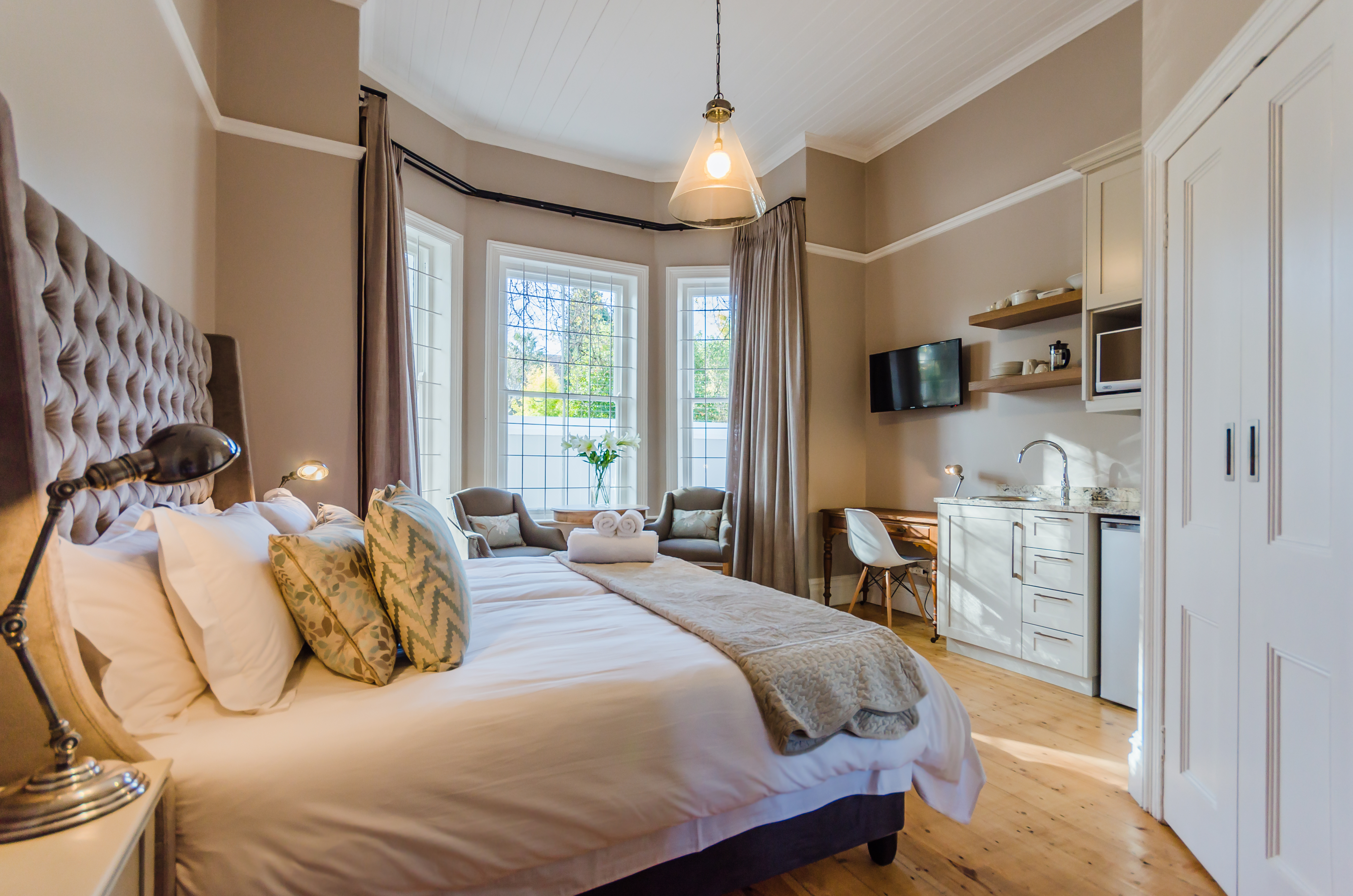 Room with Kitchenette