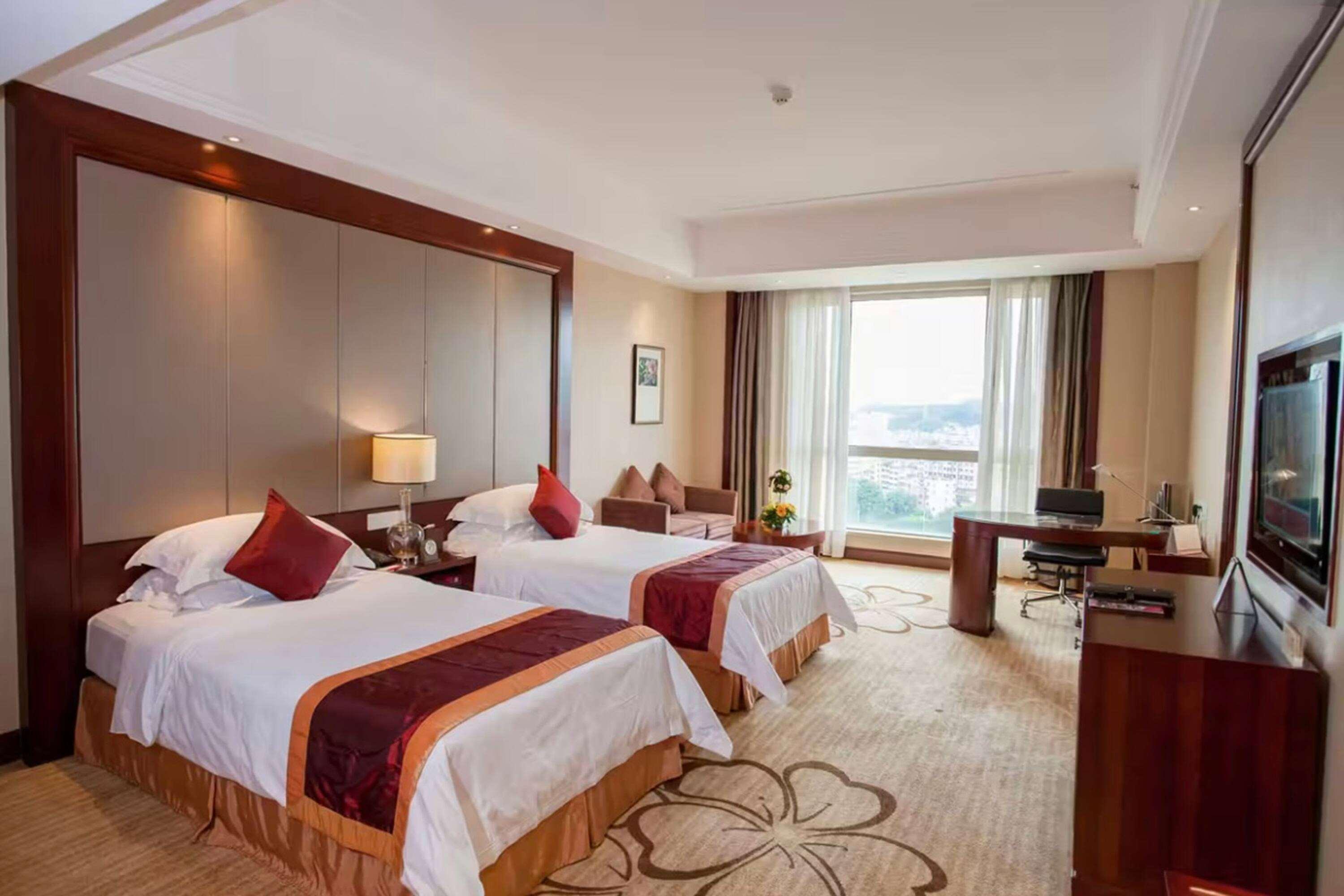 Double Two Queen Beds