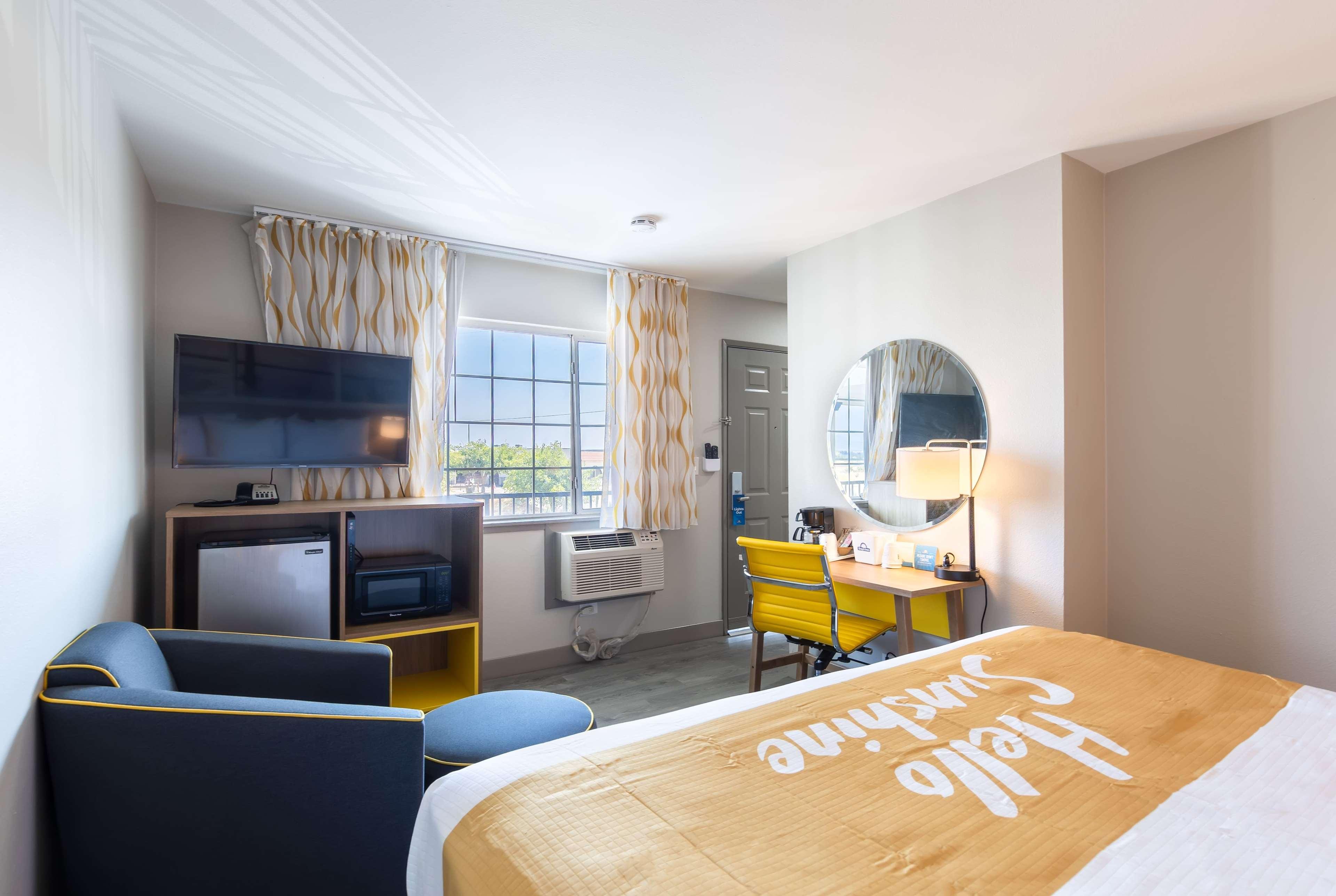 Room Two Double Beds