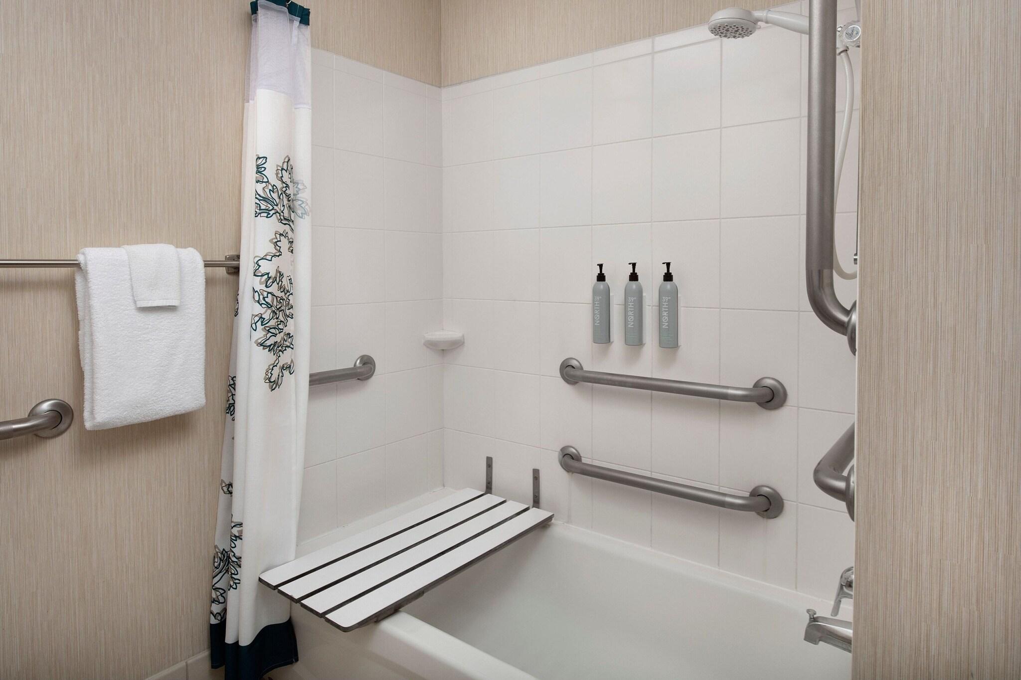 Studio Queen Size Bed