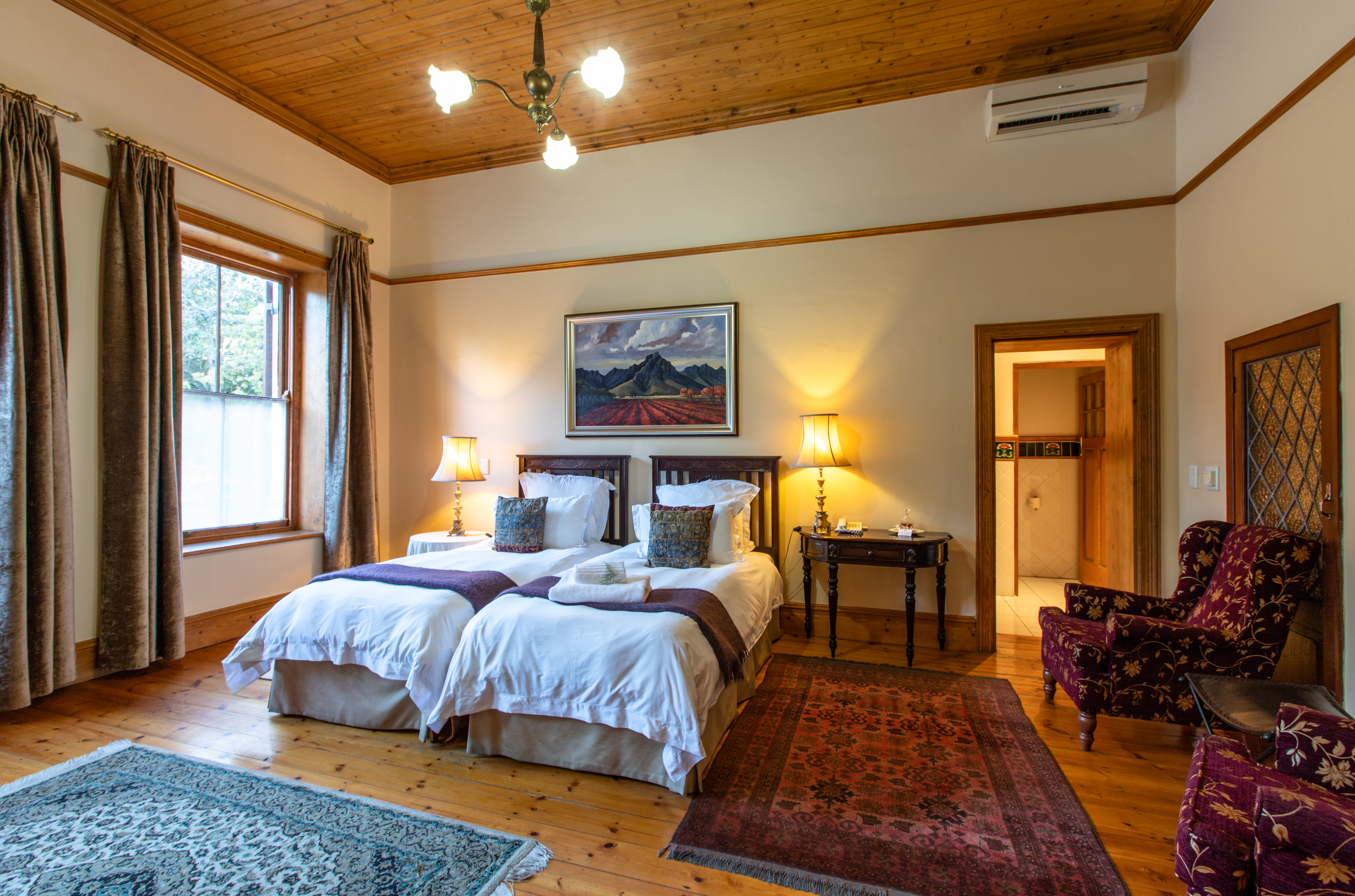 Double or Twin King Size Bed