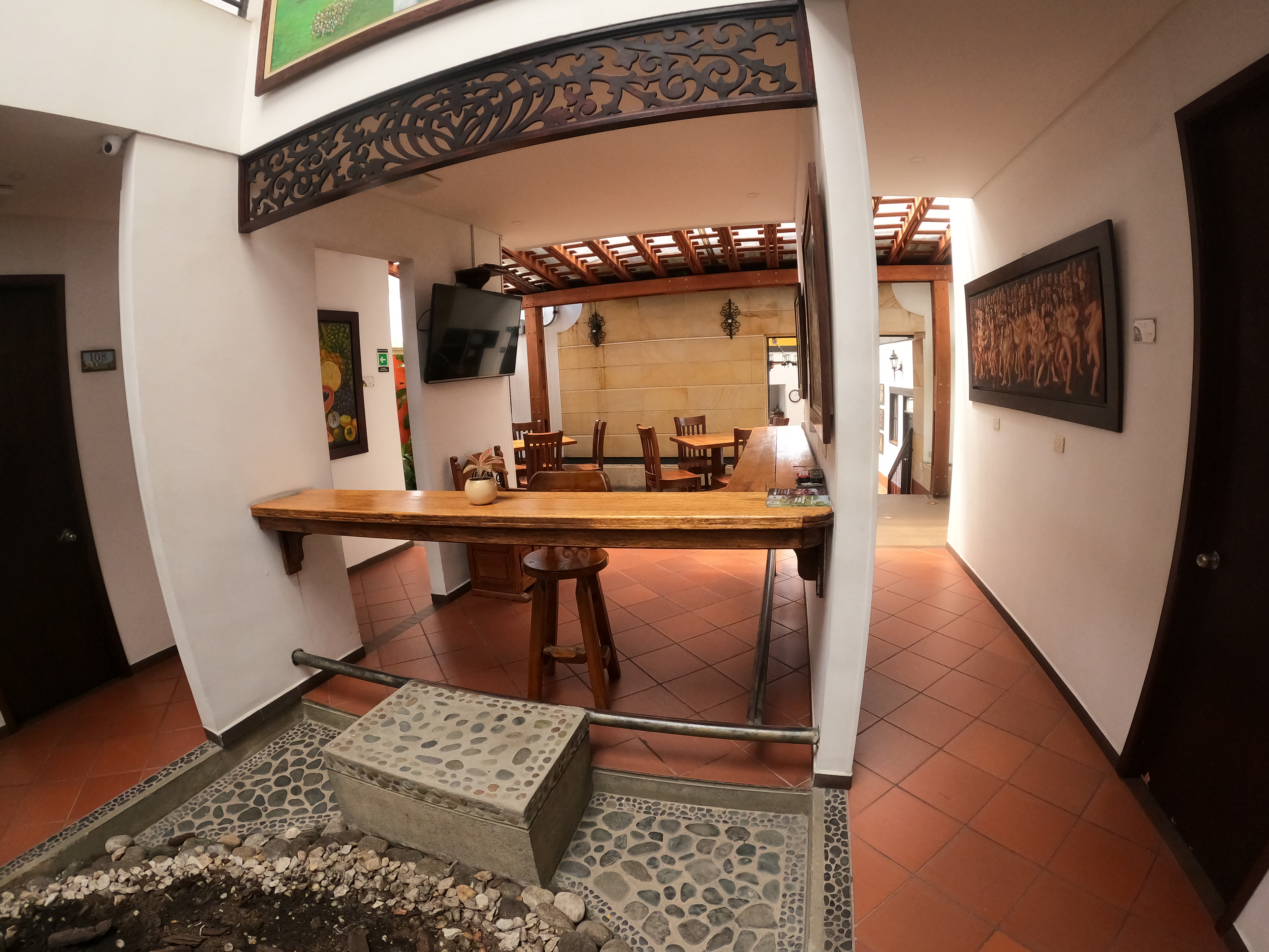 Bar