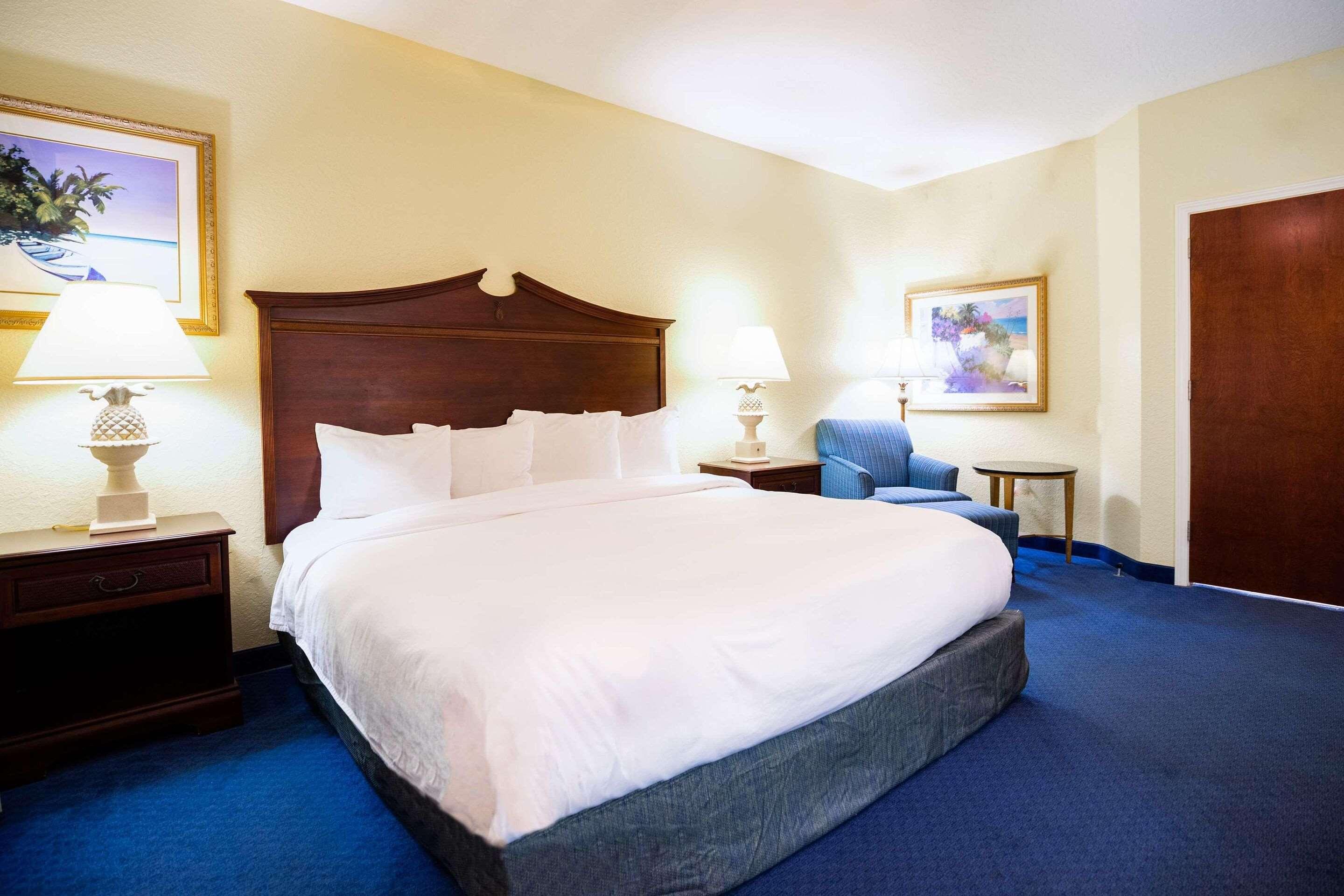 Double Accessible King Size Bed