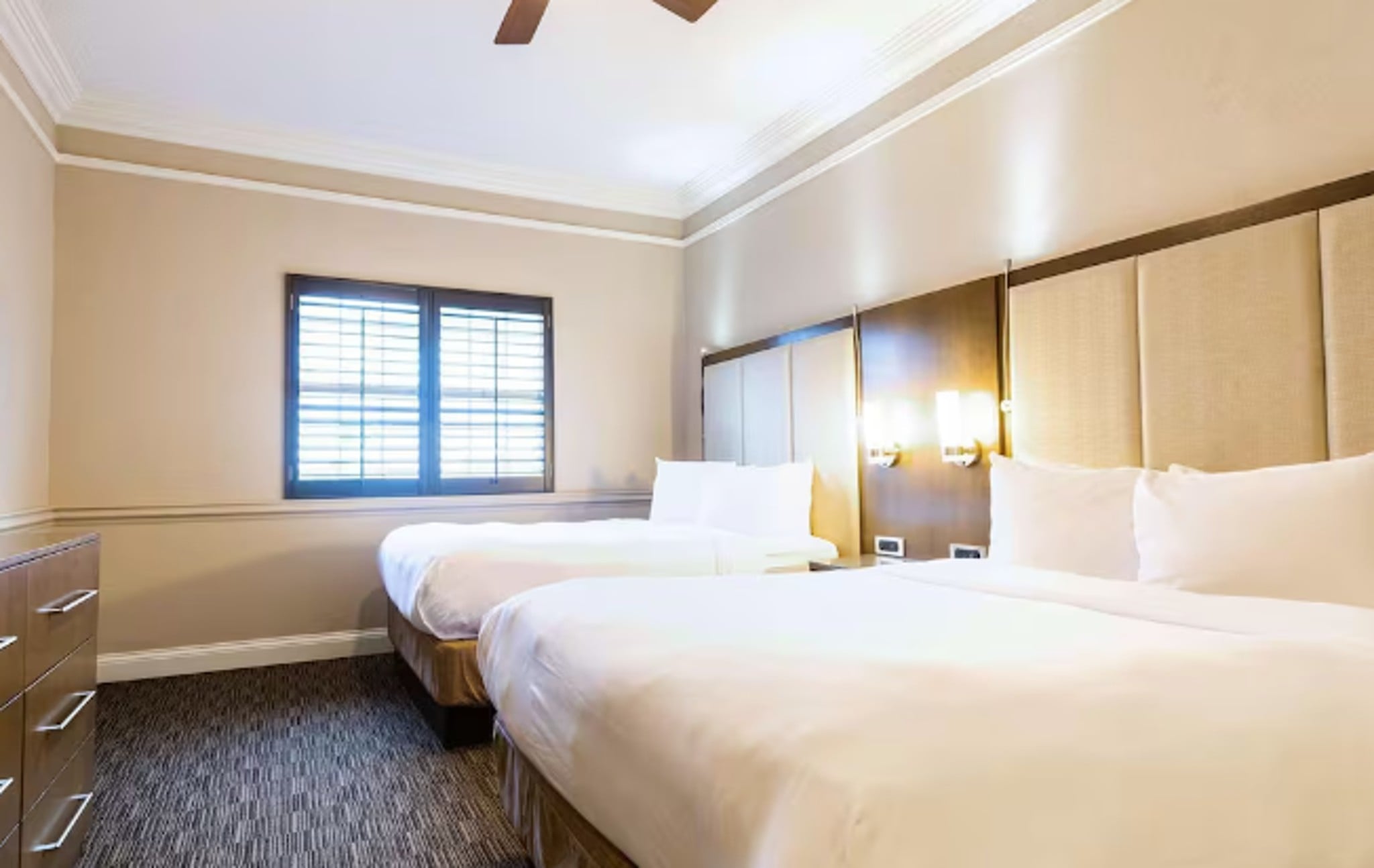 Suite Two Queen Beds