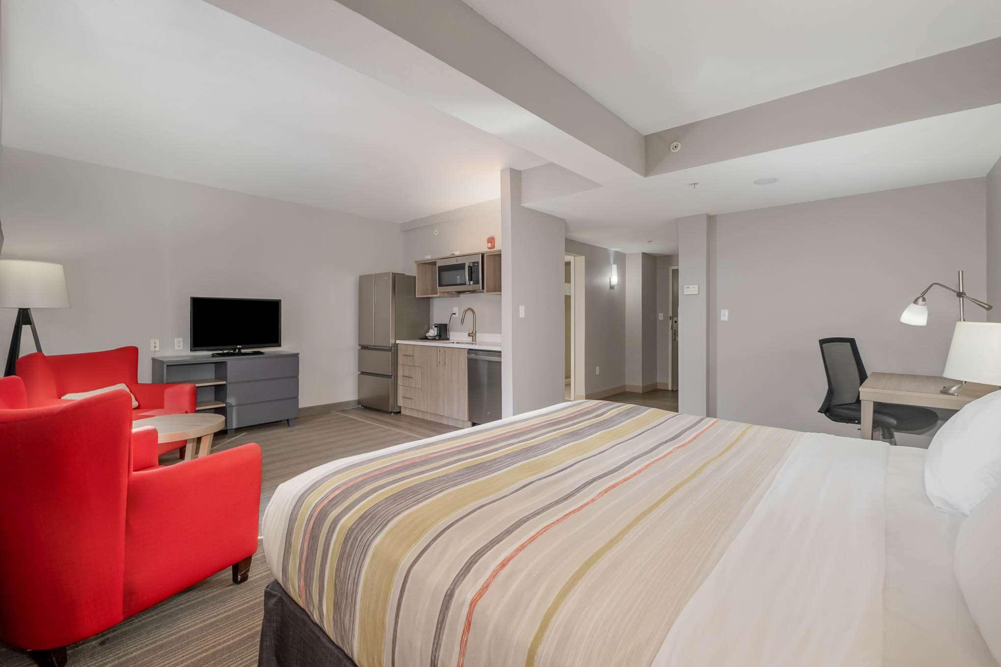 Studio King Size Bed