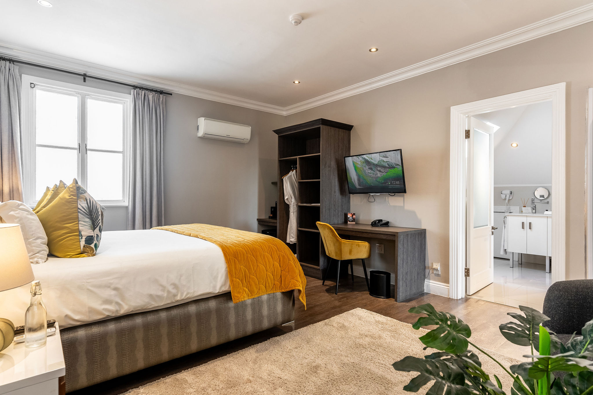 Suite Deluxe Two Beds